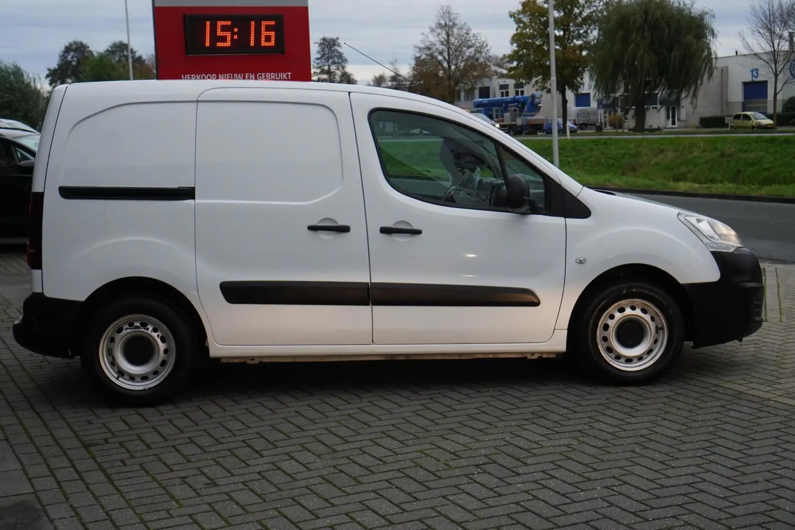 Citroen Berlingo 1.6 BlueHDI 75 Business Economy - 2