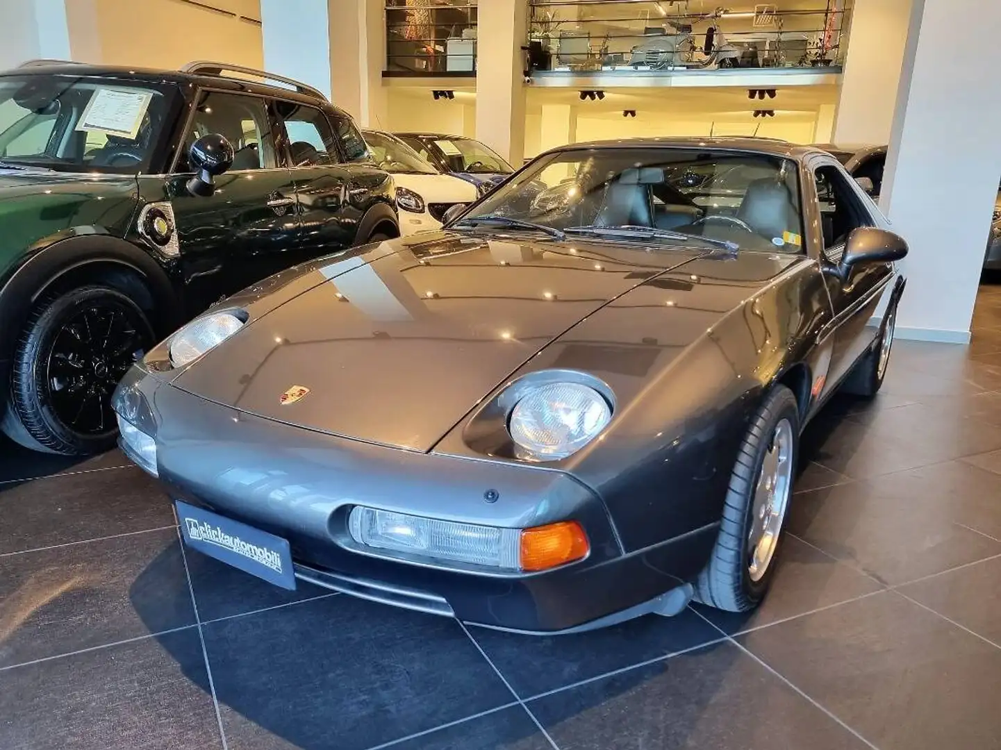 Porsche 928 5.0 GT - 1