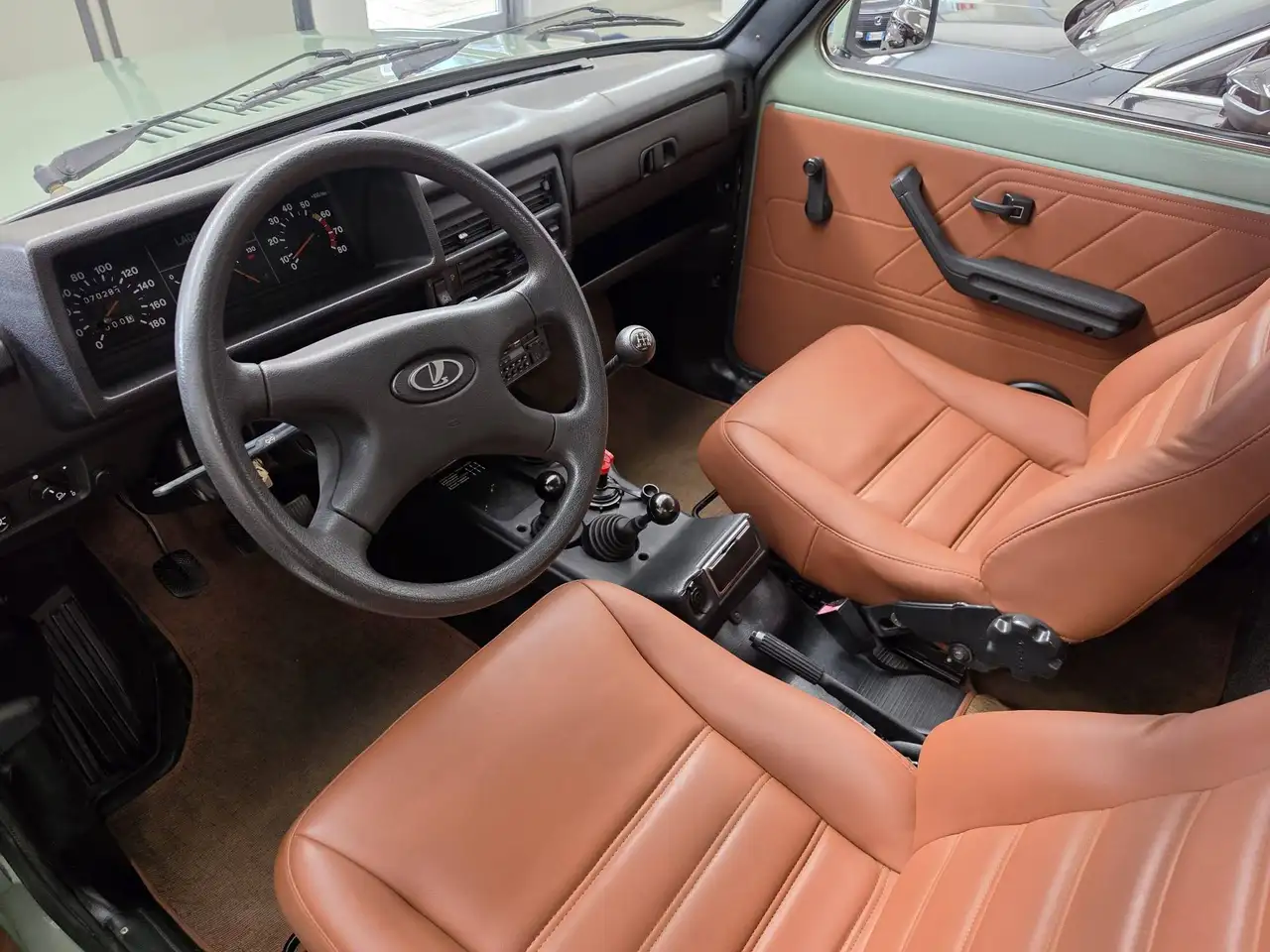 Lada Niva 1.7i Everest, foto 7