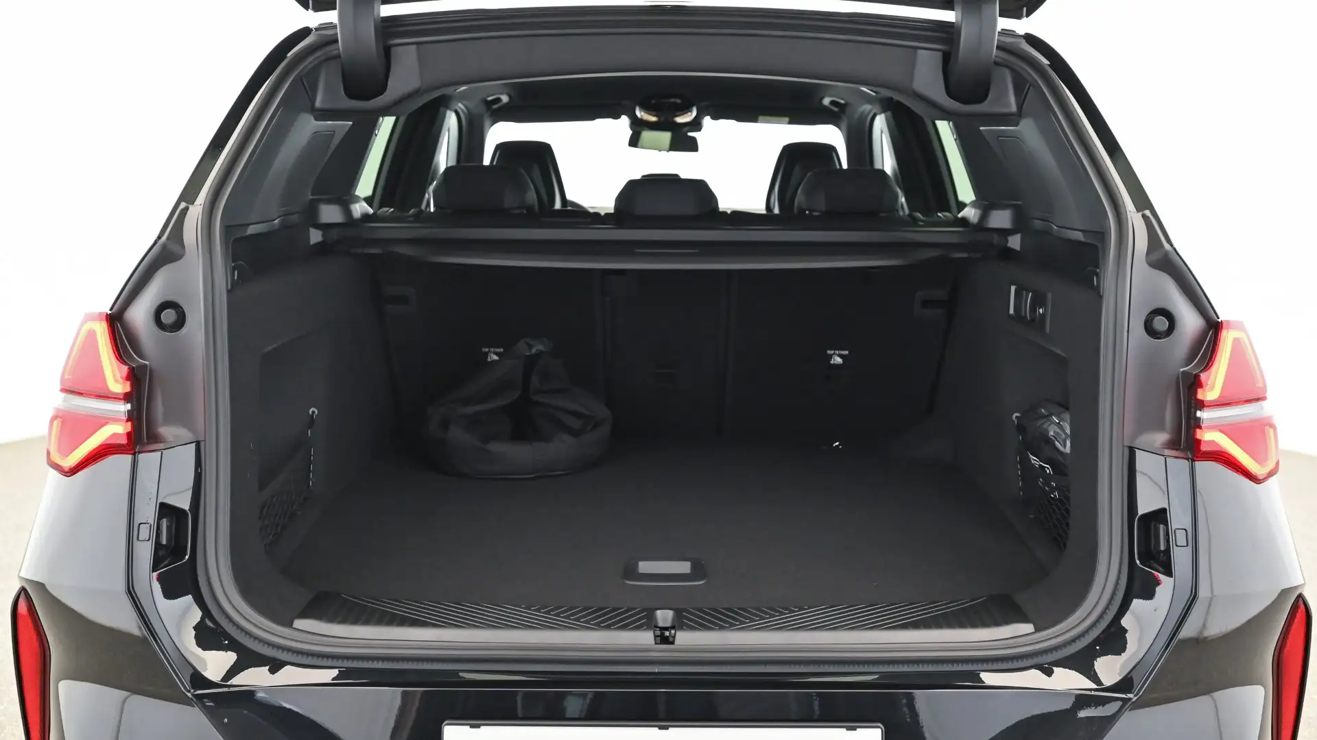 BMW X3 X3 30e xDrive Schwarz - 2