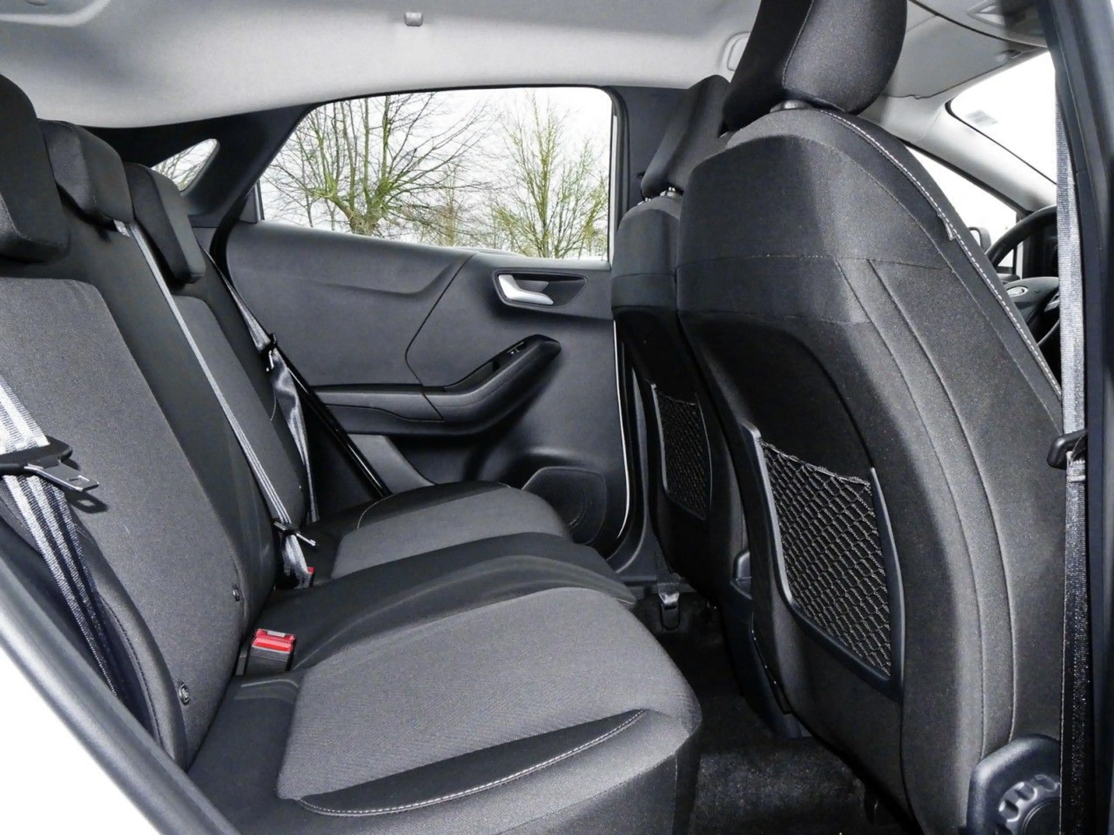 Ford Puma Cool+Connect 1.0 EB Klimaautom+Sitzheizung — photo 9