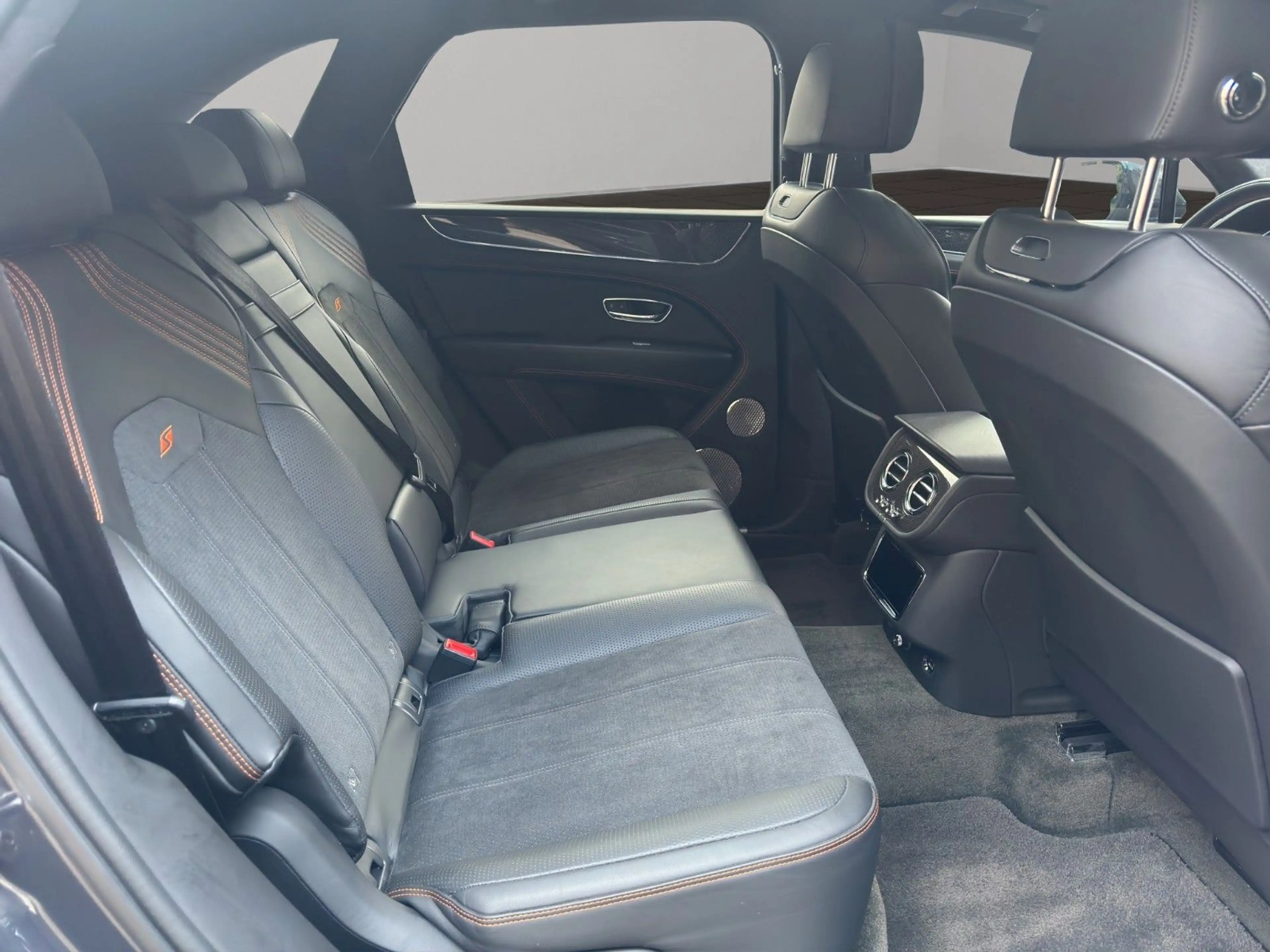 Bentley Bentayga V8 S*Bentley Approved 05.27*AHK* — photo 13