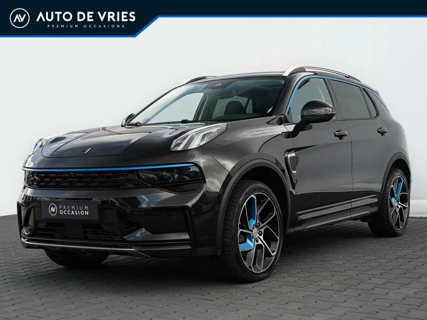 Lynk & Co 01 1.5 Plug-in Hybrid 262pk | Panoramadak | 360 Camer Zwart - 1