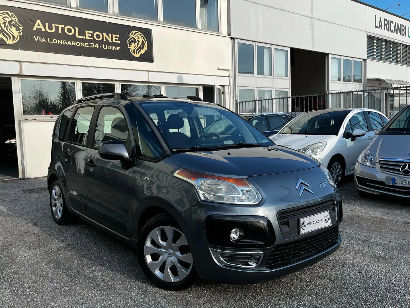 Citroen C3 Picasso 1.4 95cv VTi UNICO PROPIETARIO - OK NEOPATENTATI Grau - 1