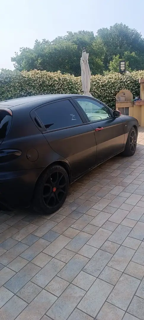Alfa Romeo 147 147 II 2004 5p 1.9 jtd mjt BlackLine 150cv Nero - 2