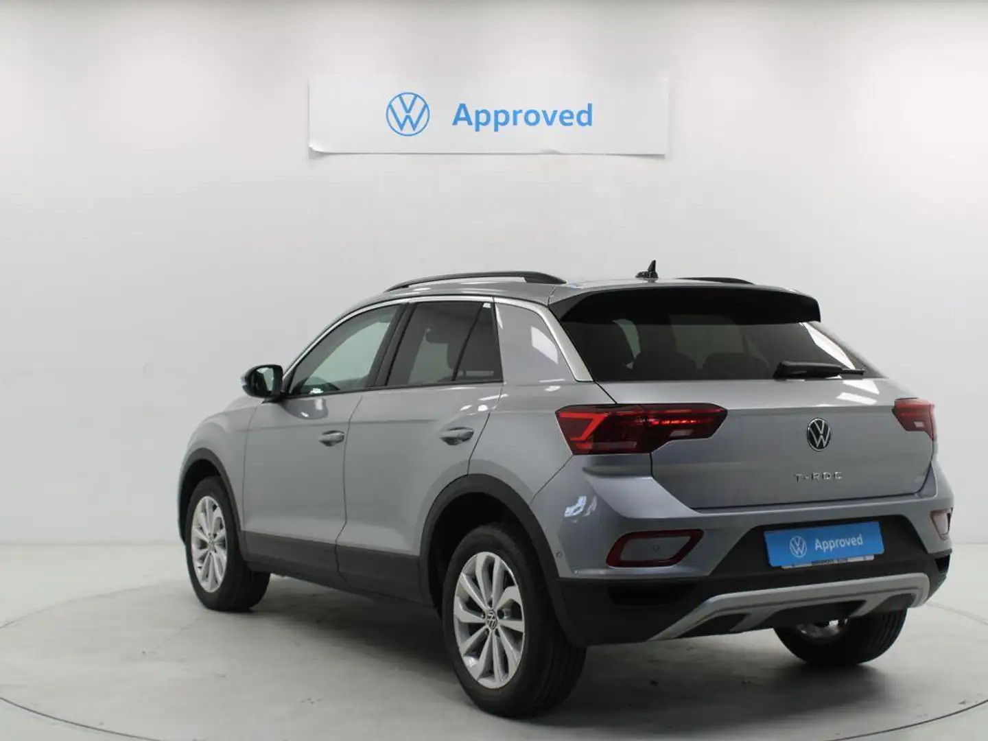 Volkswagen T-Roc 2.0TDI Life 85kW Plateado - 2
