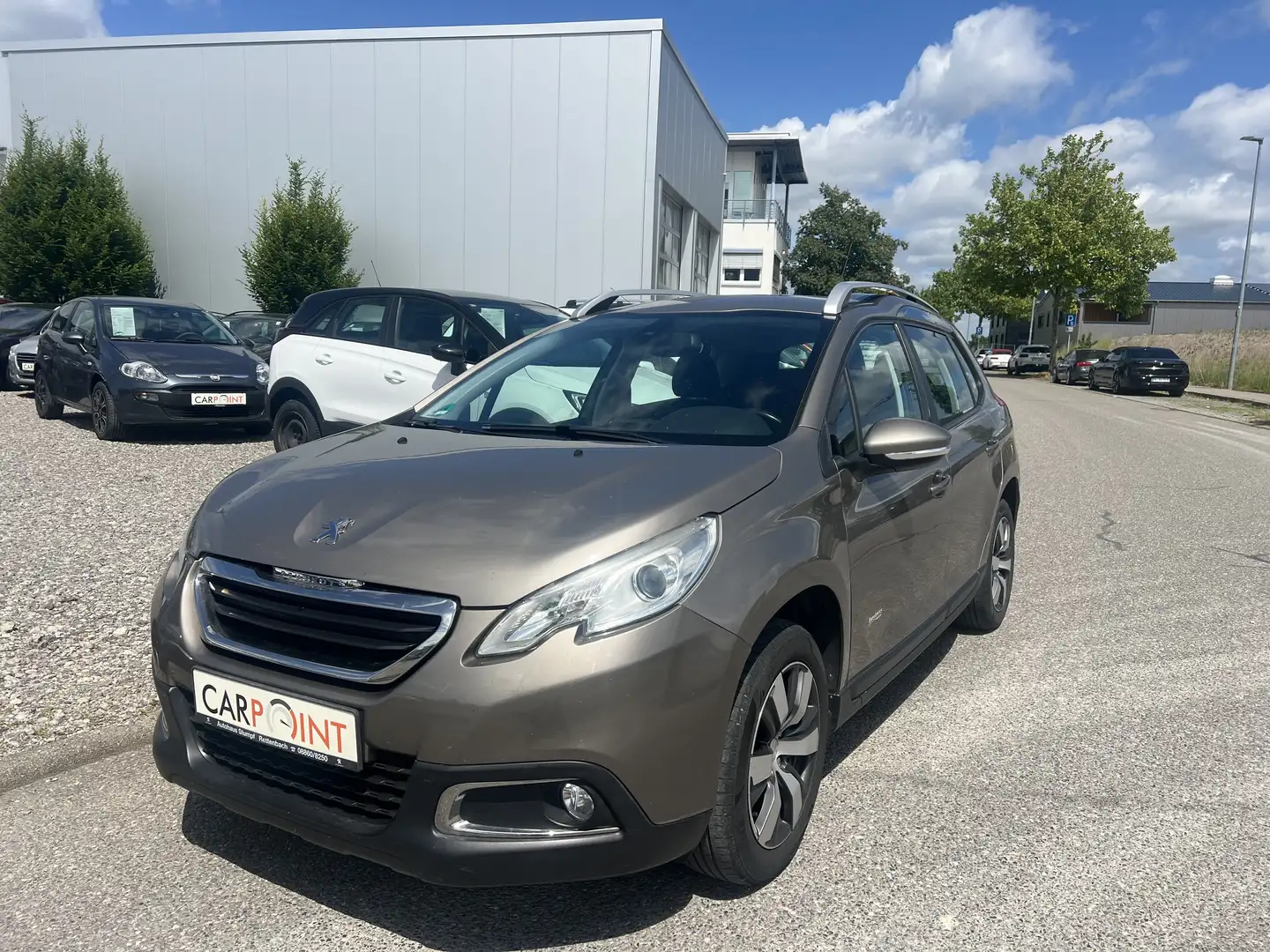 Peugeot 2008 *1.6HDi FAP 92*Navi*Klima*ALU*EU5*Sitzh.*TÜV* Gris - 1