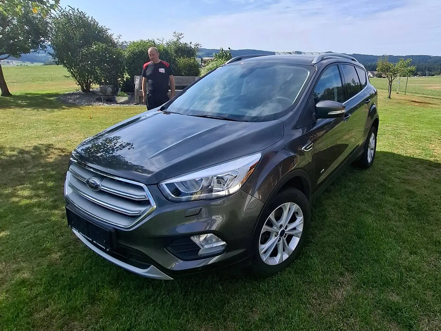 Ford Kuga Kuga 2,0 TDCi Titanium Start/Stop AWD Titanium Grau - 2