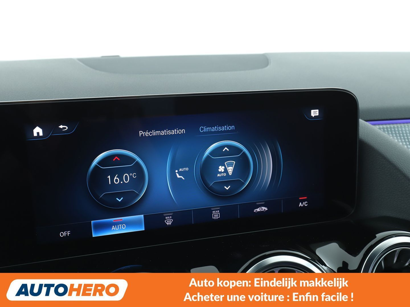 Mercedes-Benz E 300 E 300 AMG Line — photo 12