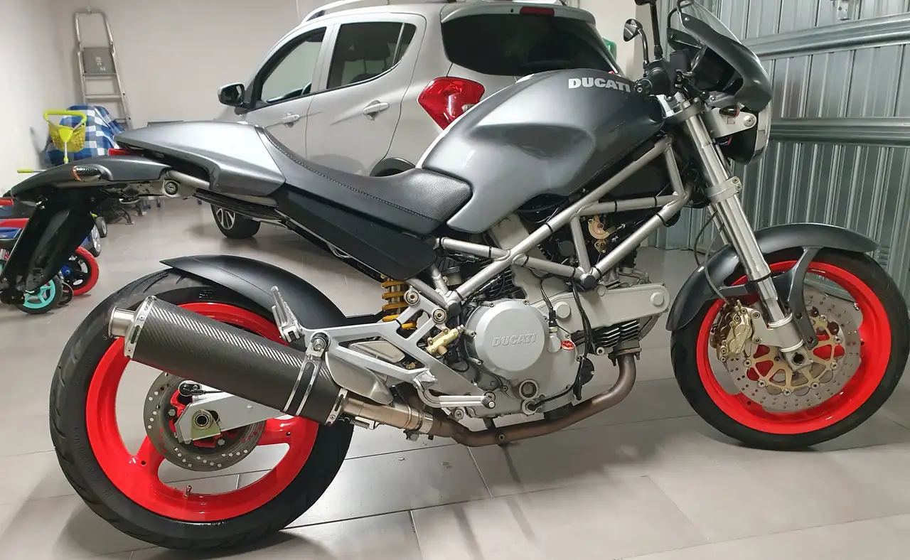 Ducati Monster 620