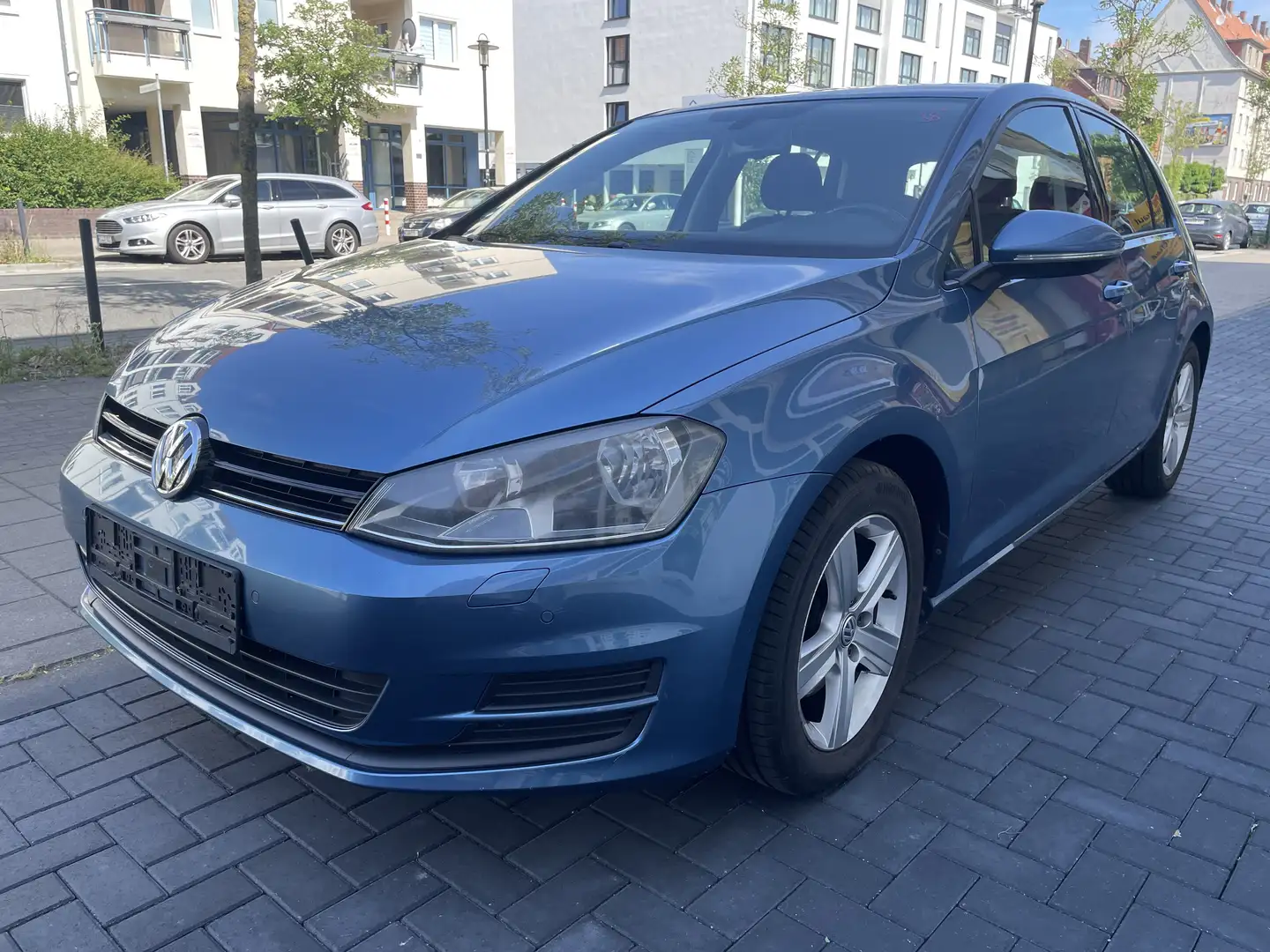 Volkswagen Golf 1.6 TDI BlueMotion Technology DSG Comfortline Blau - 1