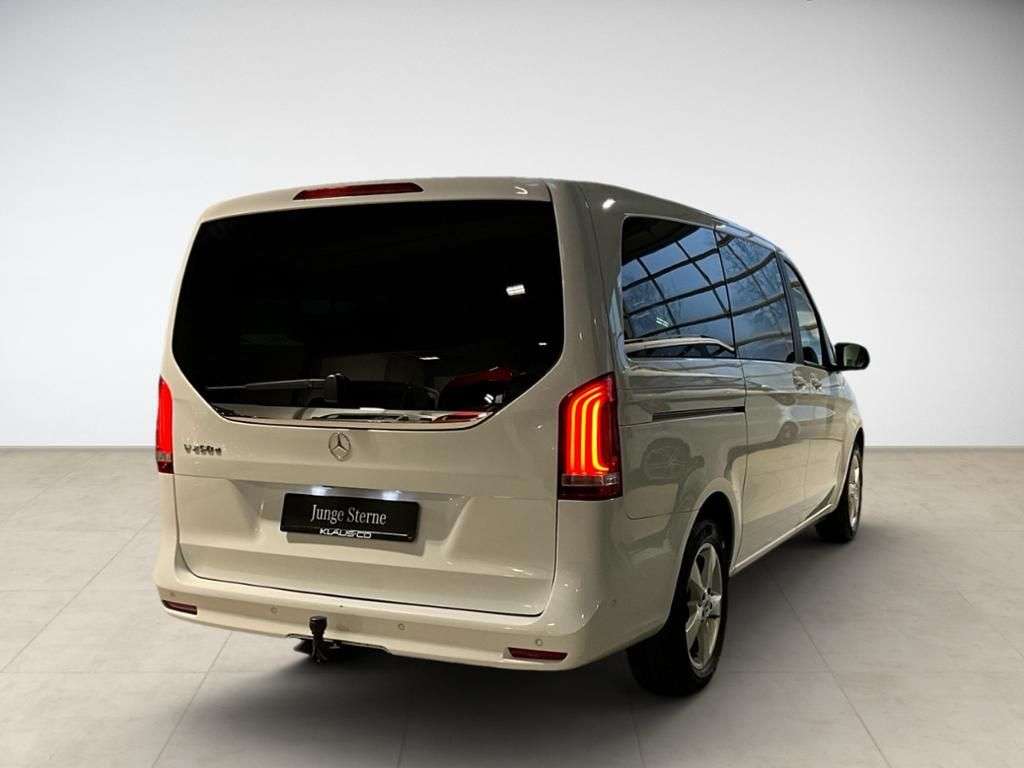 Mercedes-Benz V 250