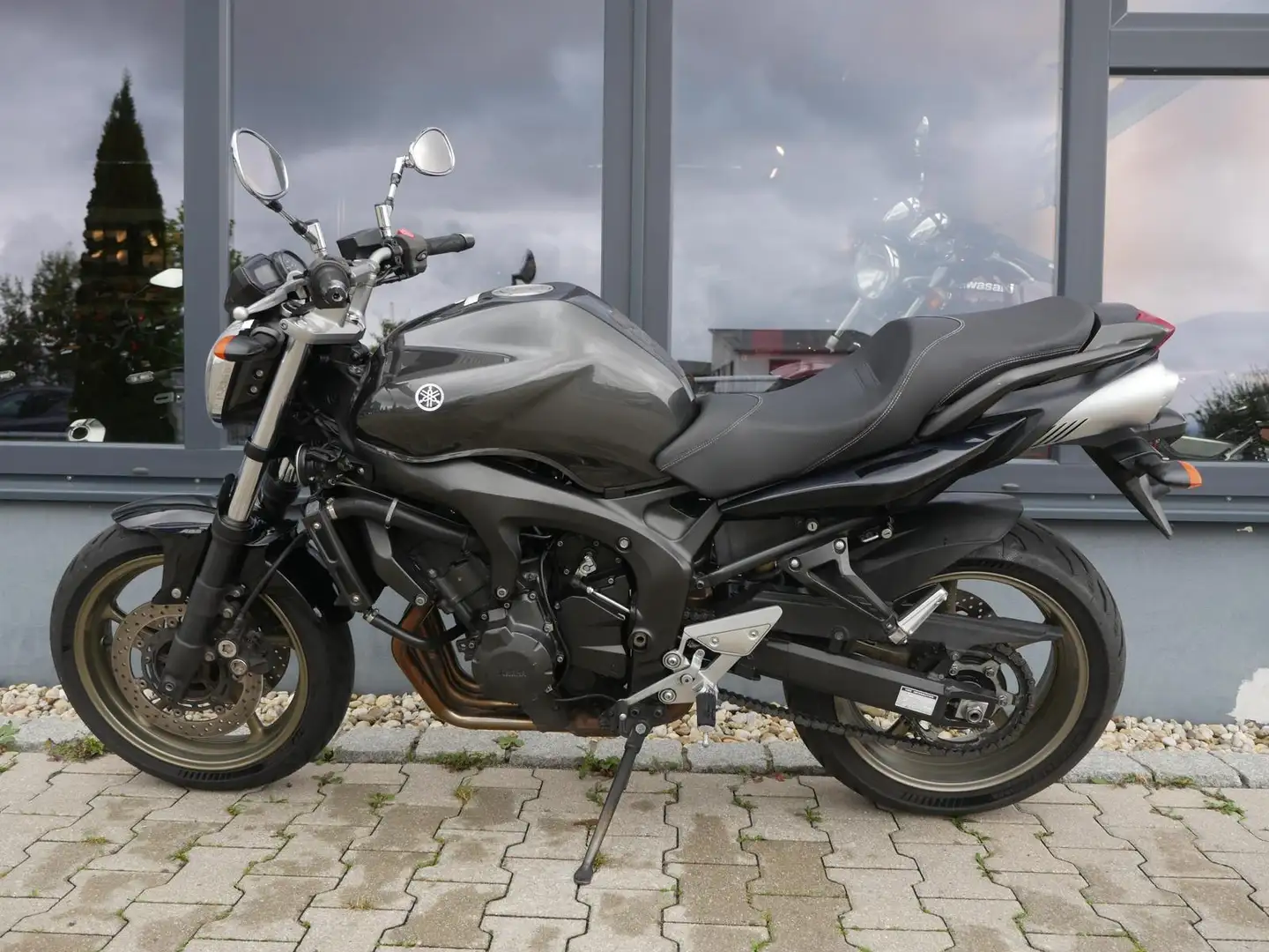 Yamaha FZ 6 S2 ABS - dt. Modell - 1. Hand - 2