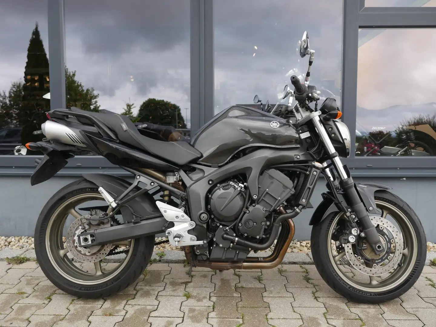 Yamaha FZ 6 S2 ABS - dt. Modell - 1. Hand - 1