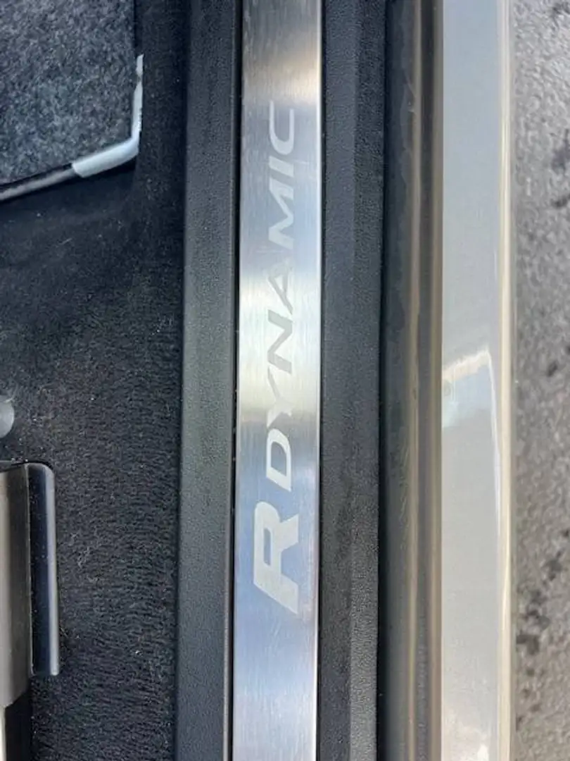 Land Rover Range Rover Evoque Range Rover Evoque R-Dynamic S D200 AWD Aut. R-Dynamic S Silber - 2