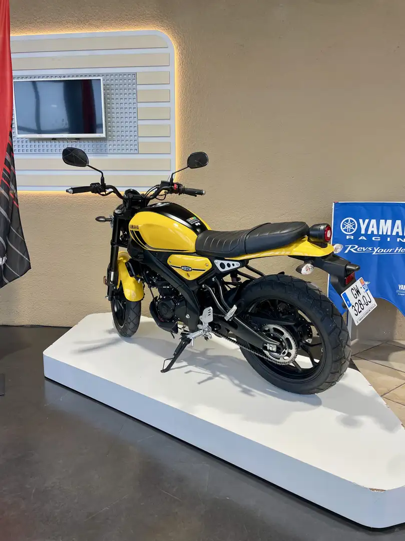 Yamaha XSR 125 Amarillo - 2