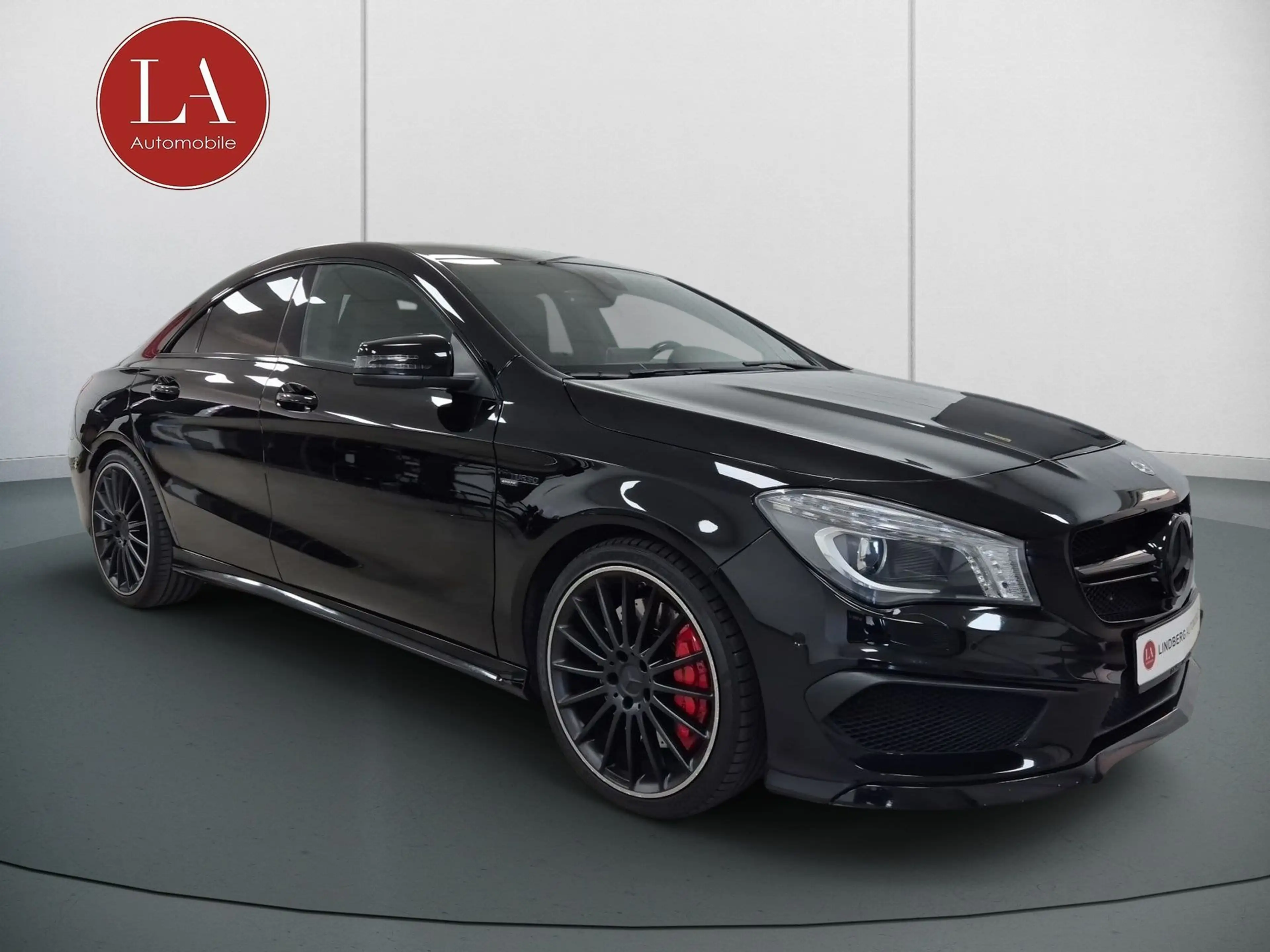 Mercedes-Benz CLA 45 AMG 4Matic — photo 3