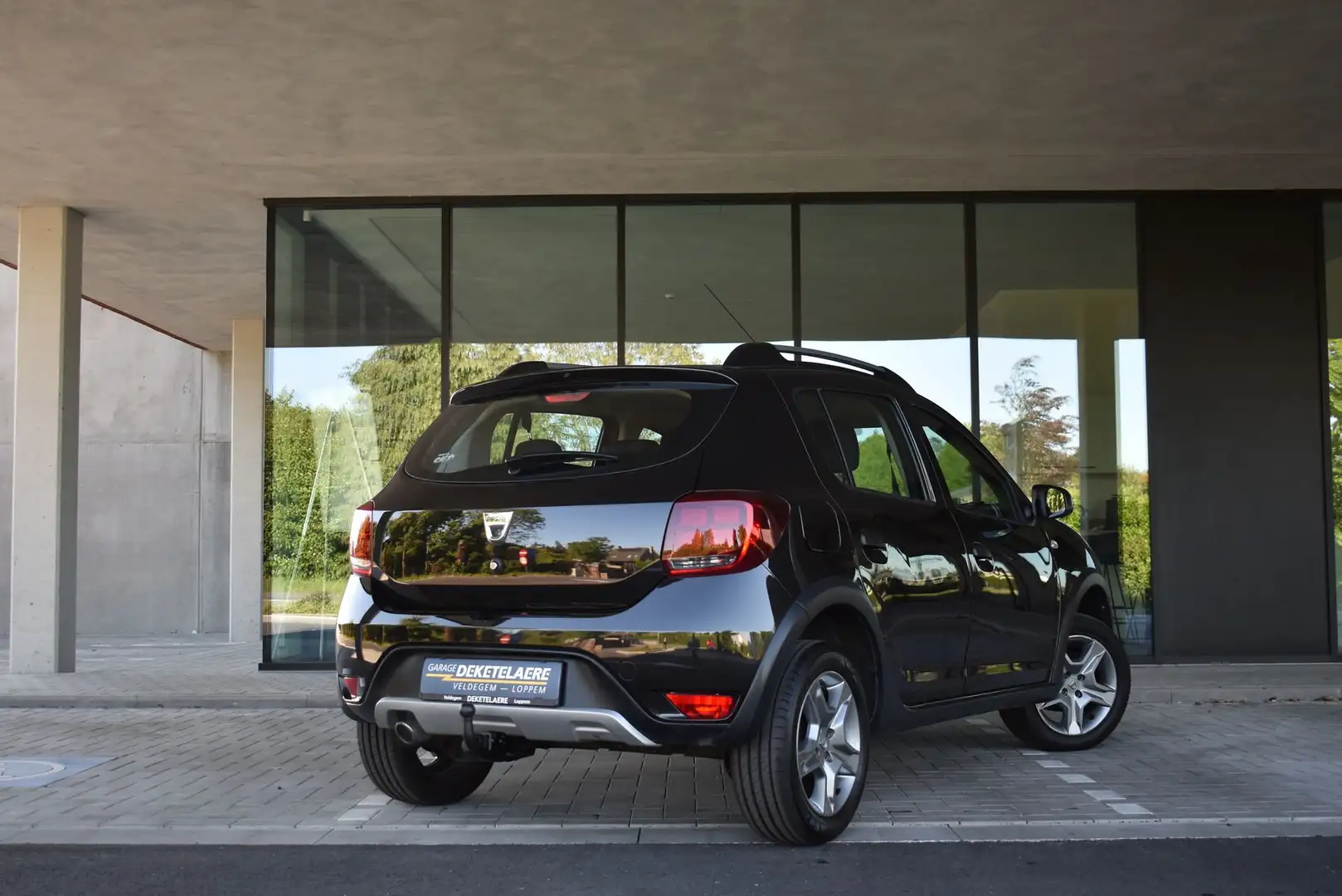 Dacia Sandero TCe Ambiance Noir - 2