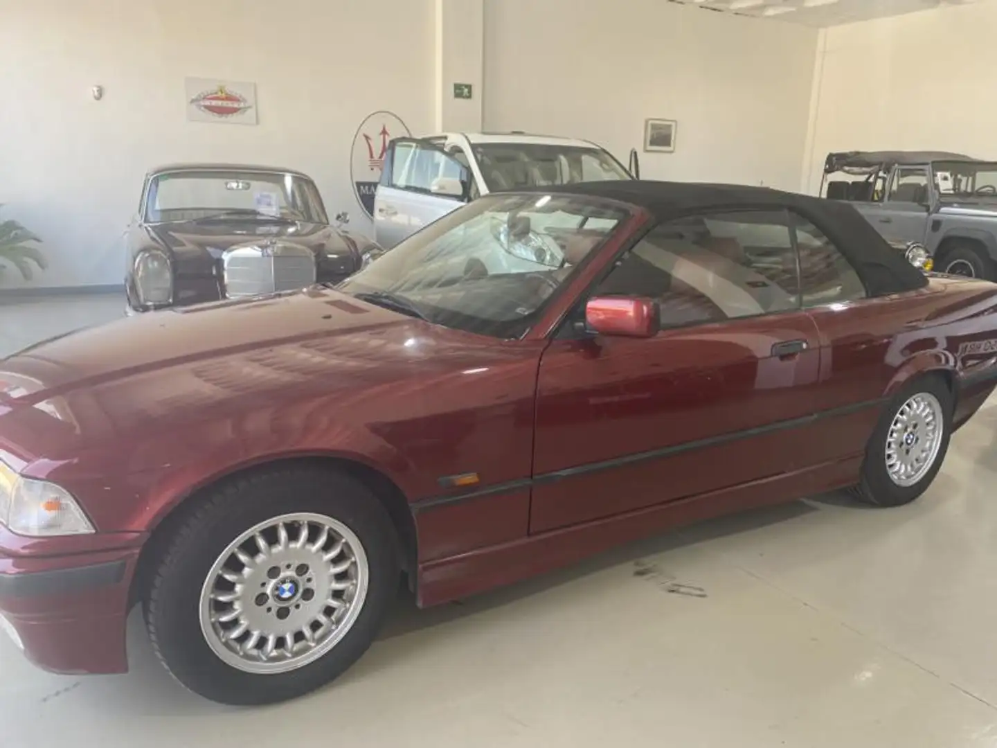 BMW 318 318i Cabriolet Aut. - 2