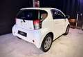 Toyota iQ 1.0 vvt-i 68cv Weiß - thumbnail 3