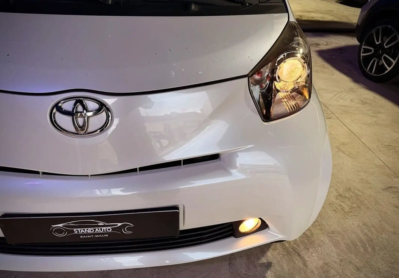 Toyota iQ 1.0 vvt-i 68cv Weiß - 2
