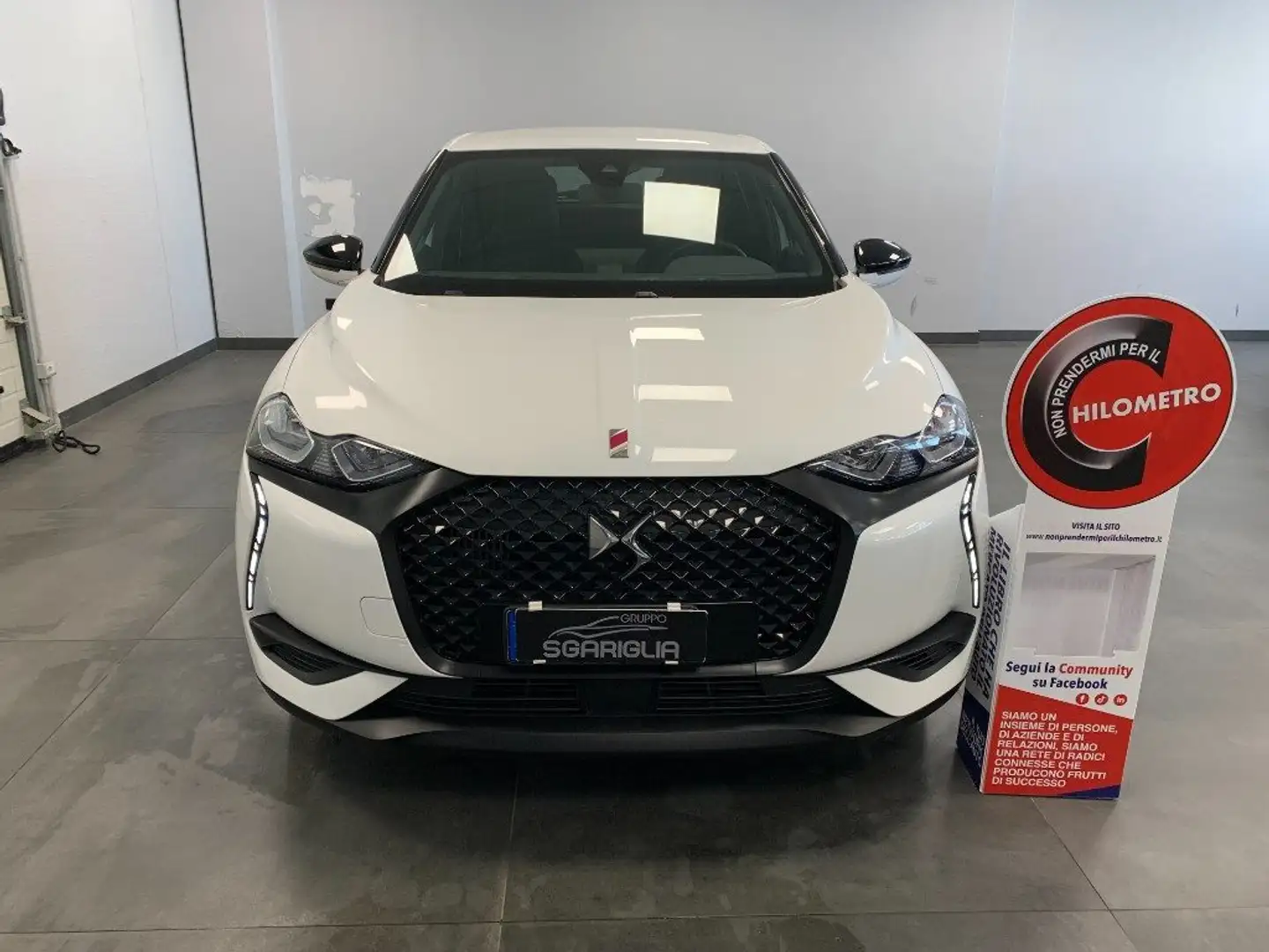 DS Automobiles DS 3 Crossback Performance Line 1.5 BlueHDi STRAFULL Automatico Blanc - 2