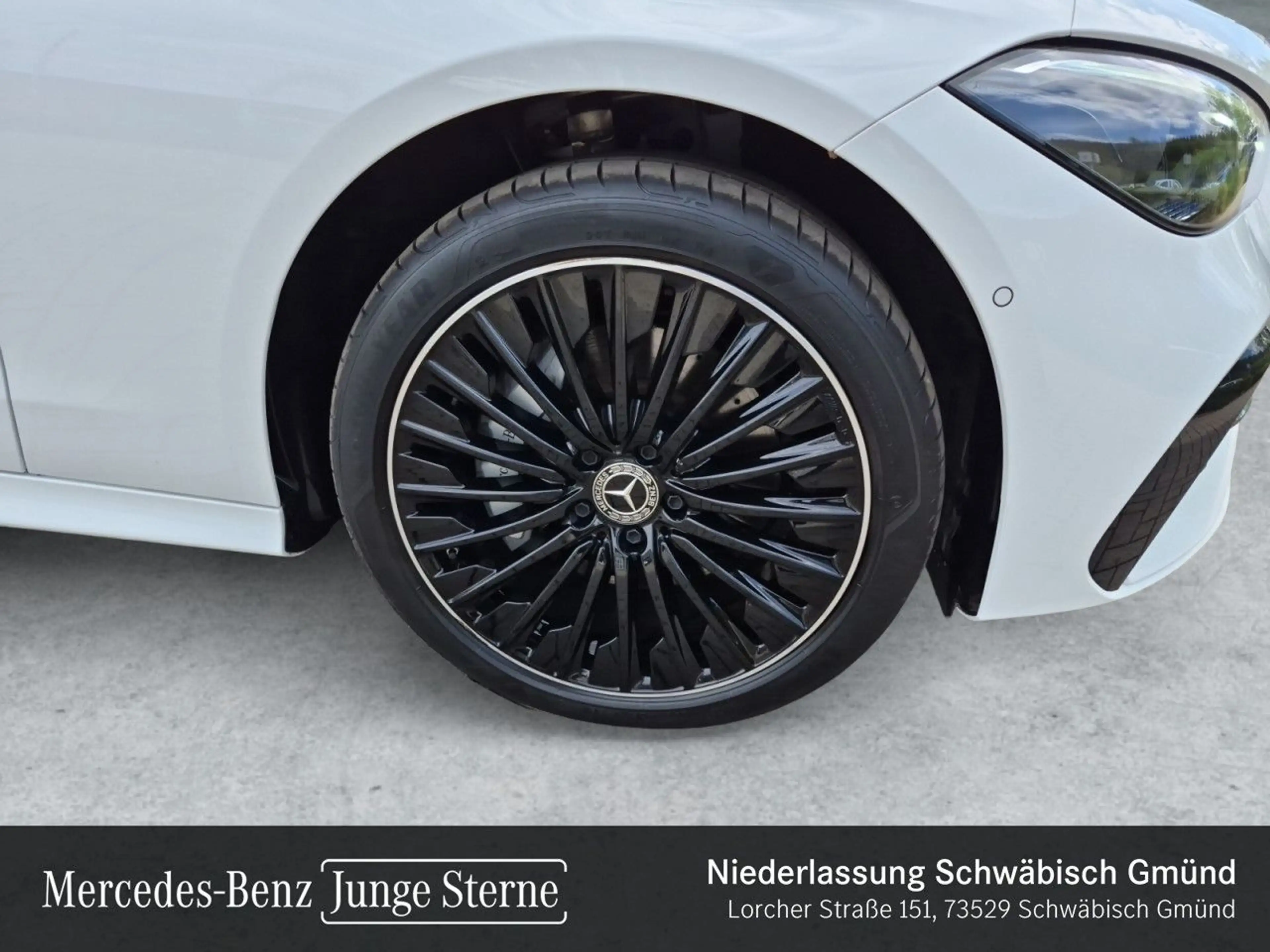 Mercedes-Benz CLE 300 e AMG+PANO+360+TOTW+KEYLESS+9G — photo 3