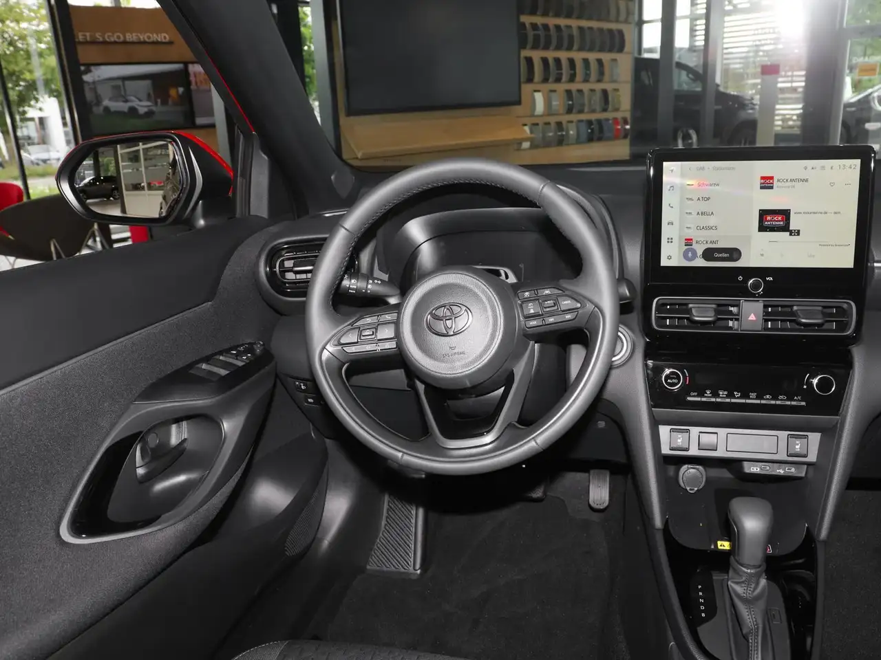 Toyota Yaris Cross Teamplayer Winter & Safety Paket 9
