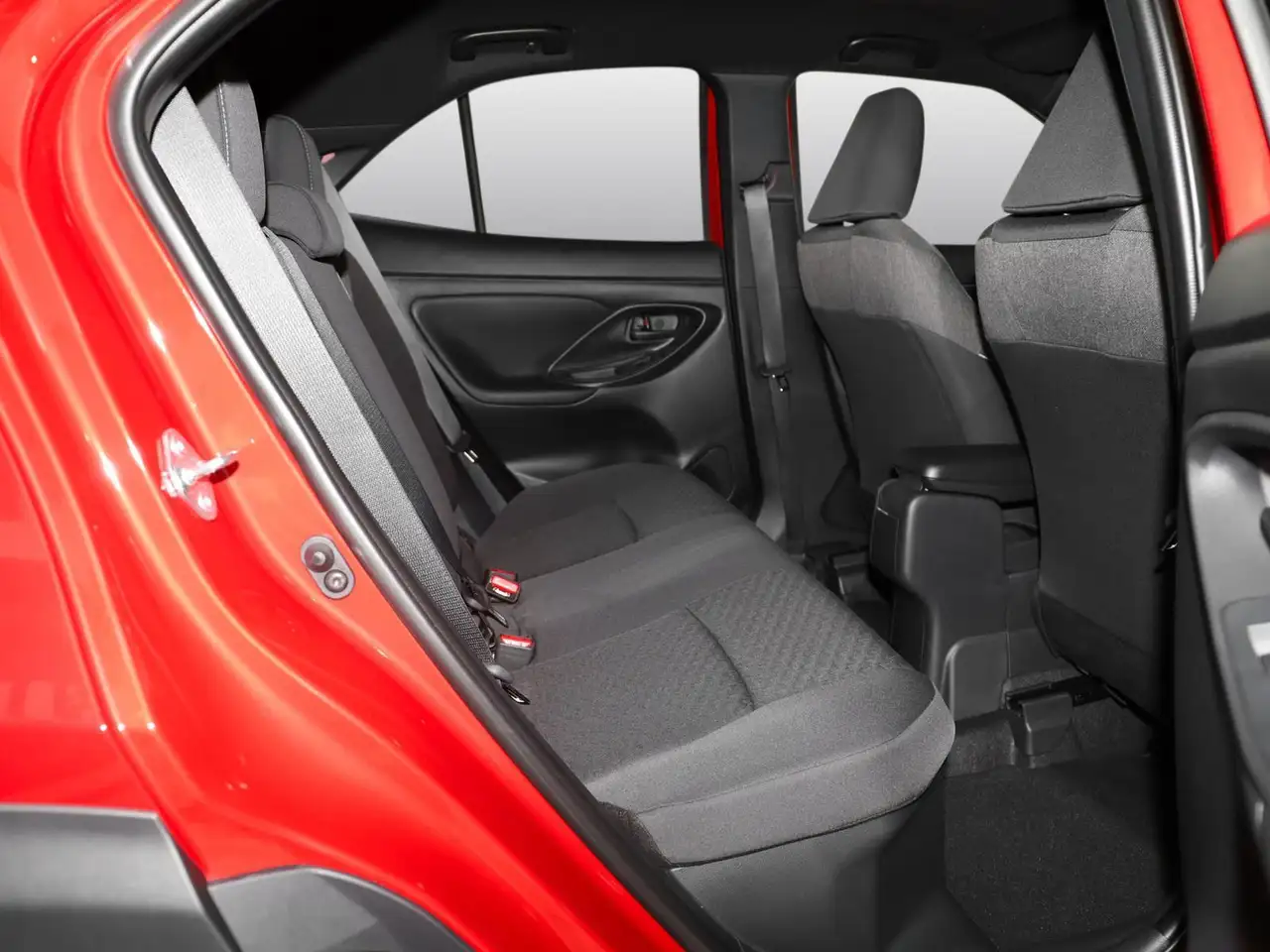 Toyota Yaris Cross Teamplayer Winter & Safety Paket 7