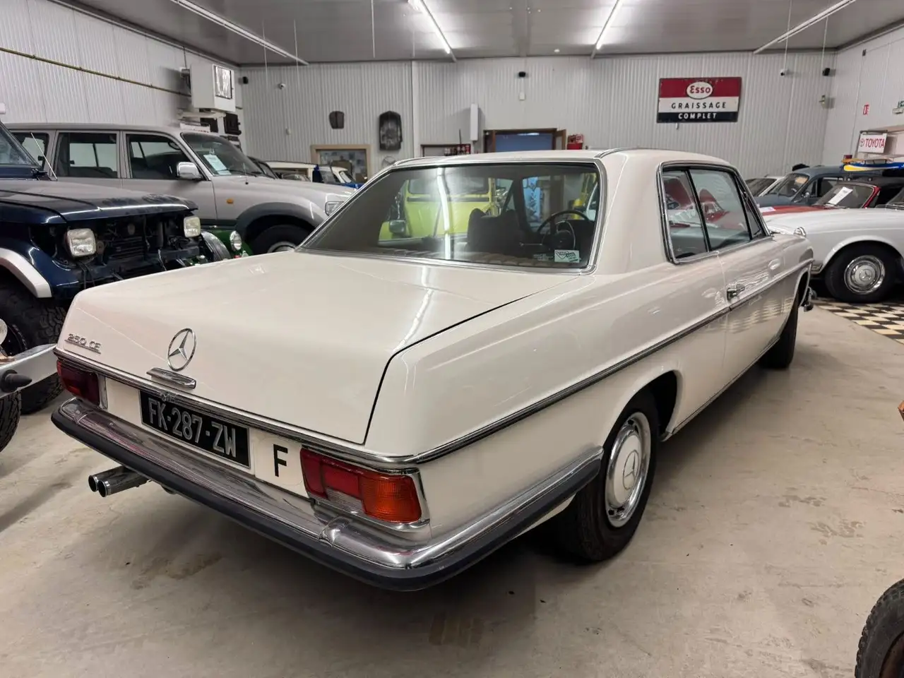 Mercedes-Benz 250 CE, foto 8