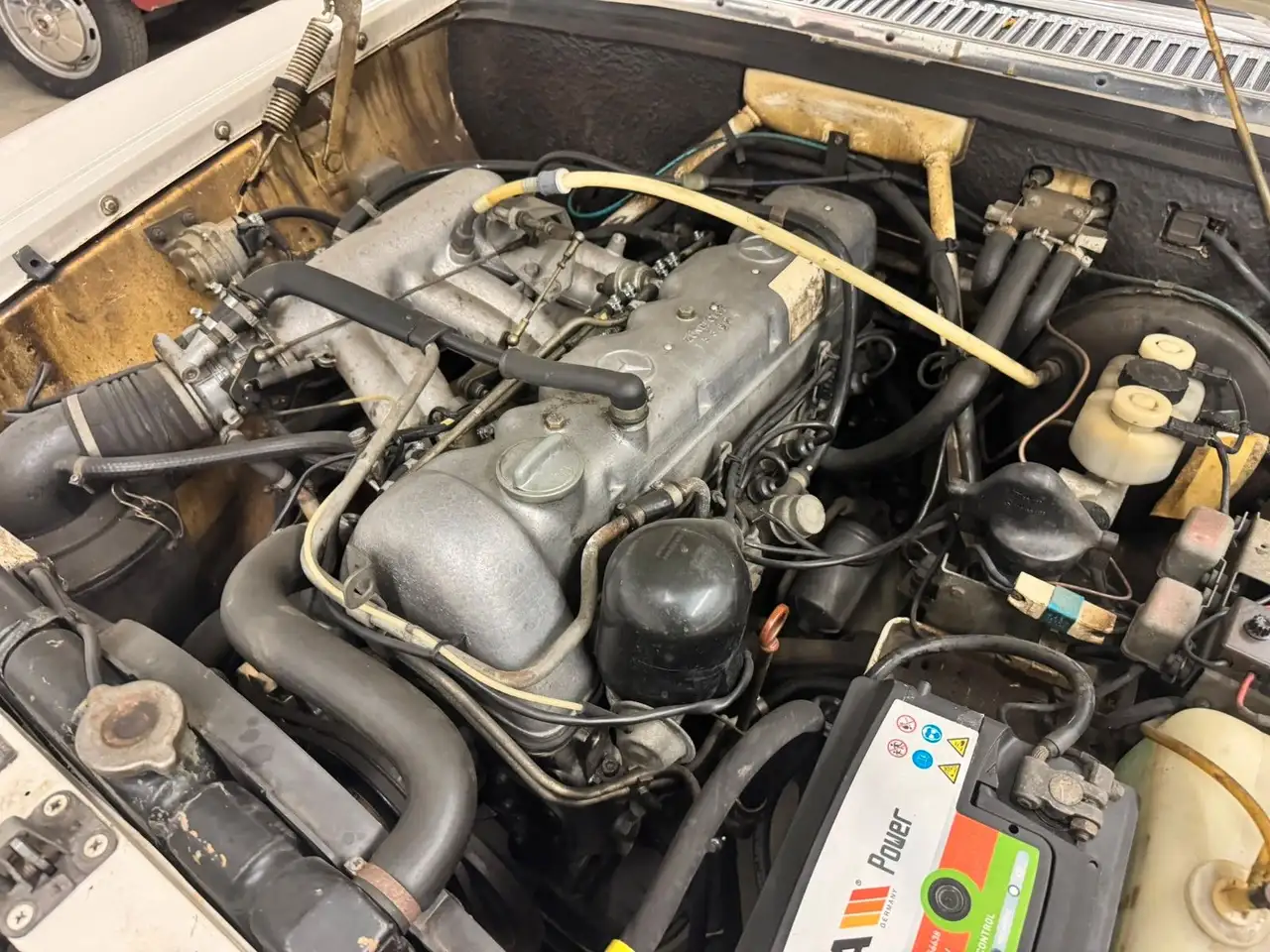 Mercedes-Benz 250 CE, foto 12