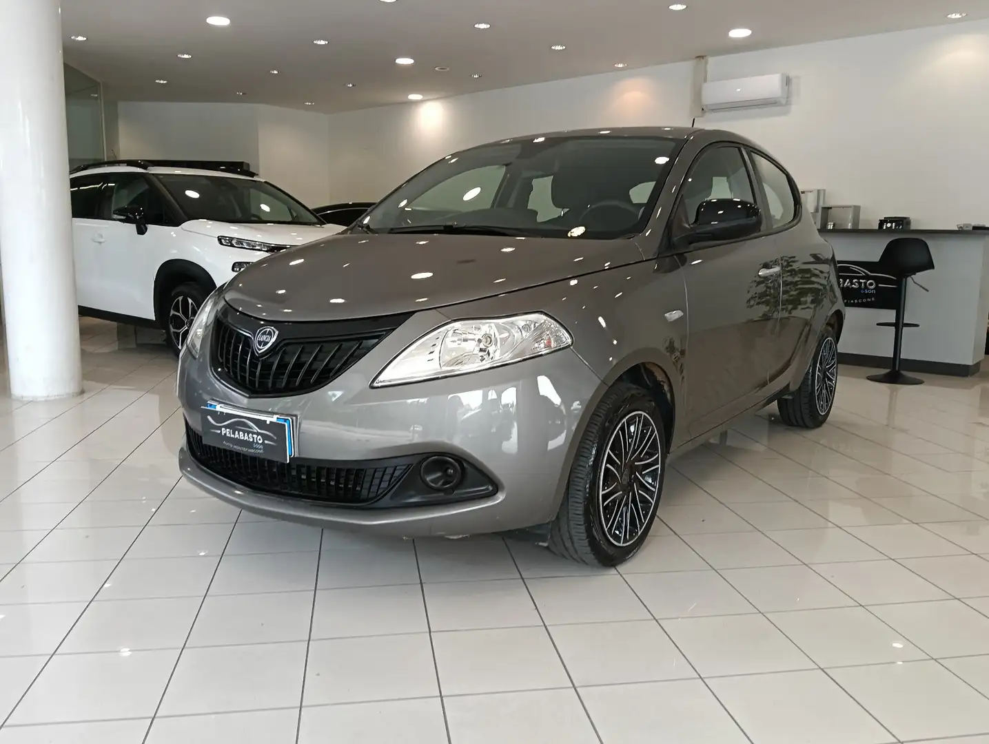 Lancia Ypsilon Ypsilon 1.0 firefly hybrid Gold s Grigio - 1