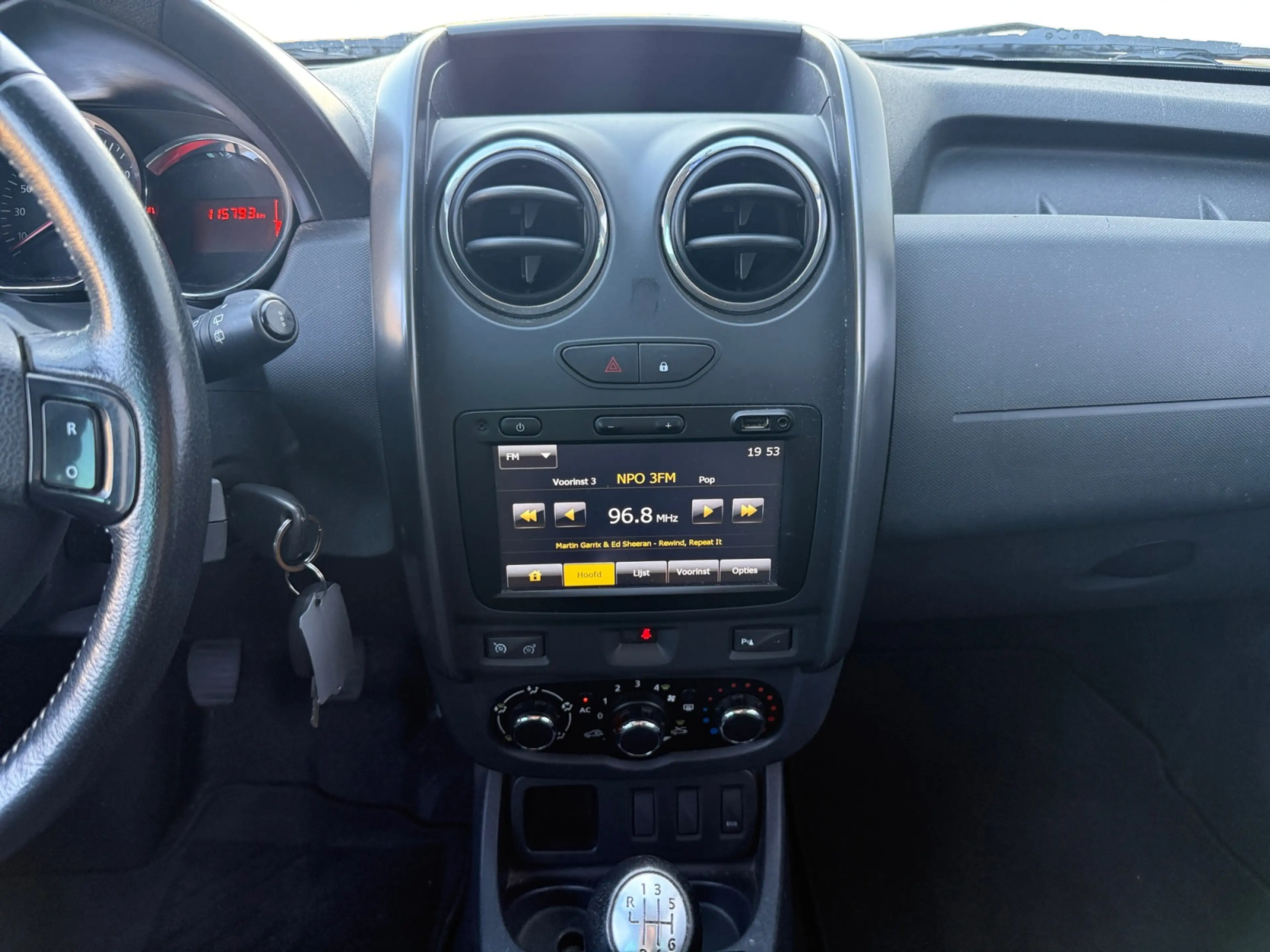 Dacia Duster 1.2 TCe 4x2 Prestige | Origineel NL | 2de eig. — photo 11