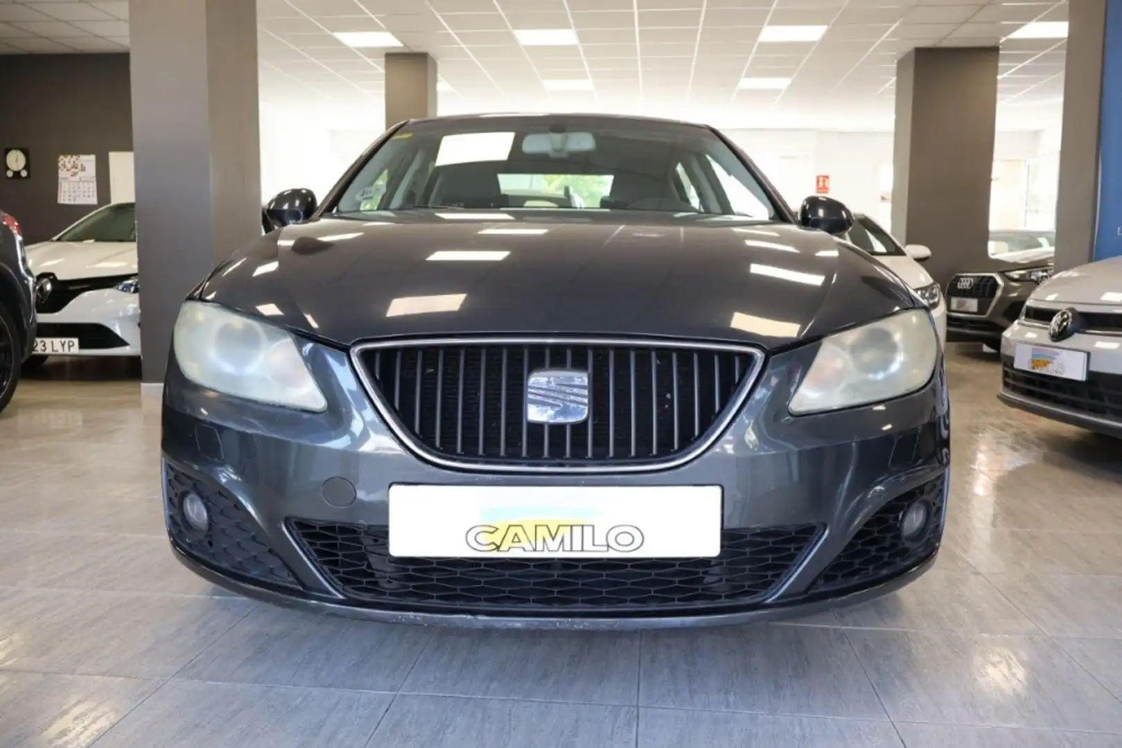 SEAT Exeo 2.0TDI CR Style Gris - 2