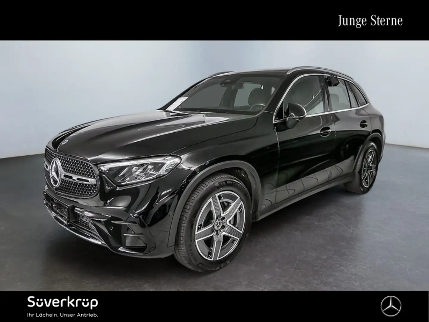 Mercedes-Benz GLC 300 4M , BURM AMG SPUR DISTR PANO AHK PDC Schwarz - 2