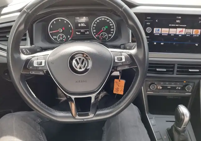 Volkswagen Polo view 8