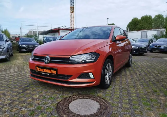 Volkswagen Polo view 3