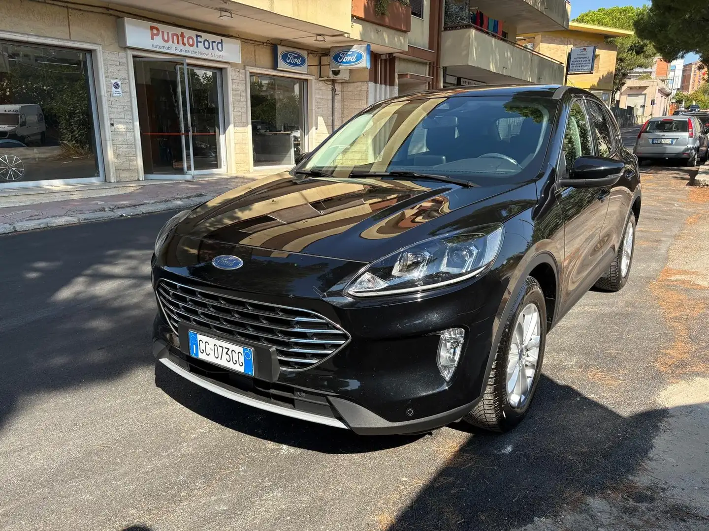 Ford Kuga Kuga III 2020 1.5 ecoblue Titanium 2wd 120cv auto Negro - 1