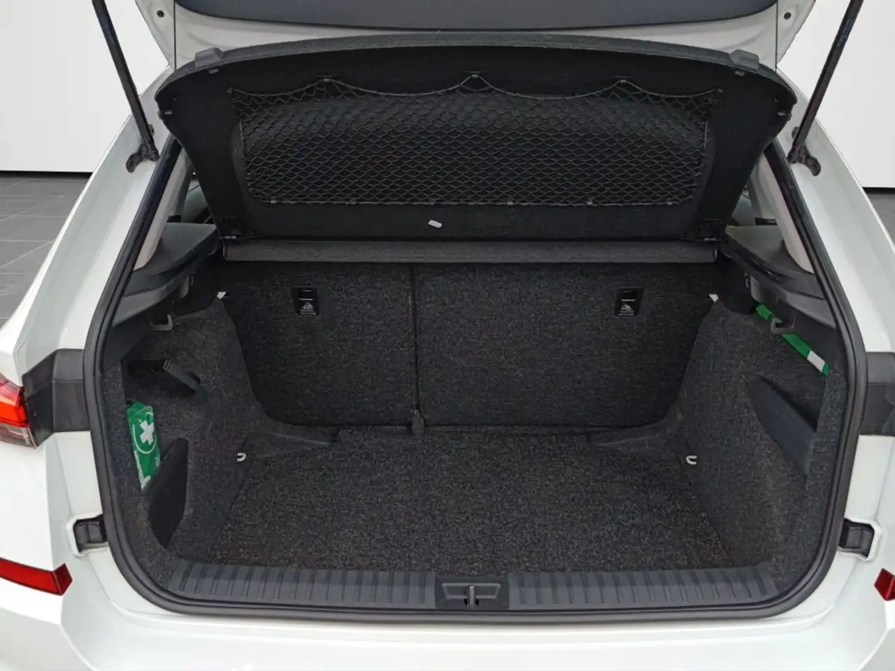 Skoda Kamiq 1.0 TSI Style, миниатюра 16