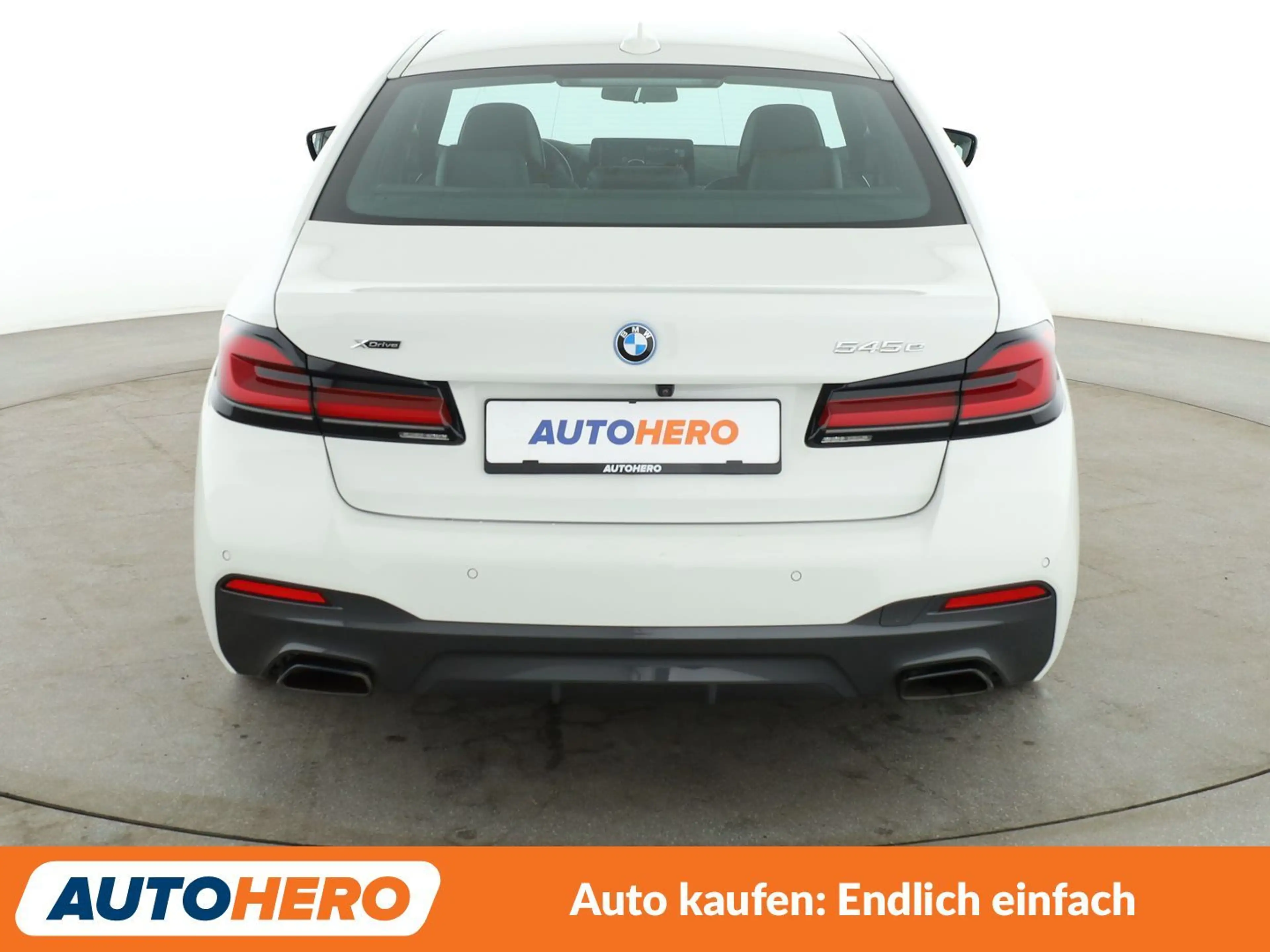 BMW 545 545e xDrive M Sport Aut.*NAVI*HEAD-UP*LED*ACC*360° — photo 5