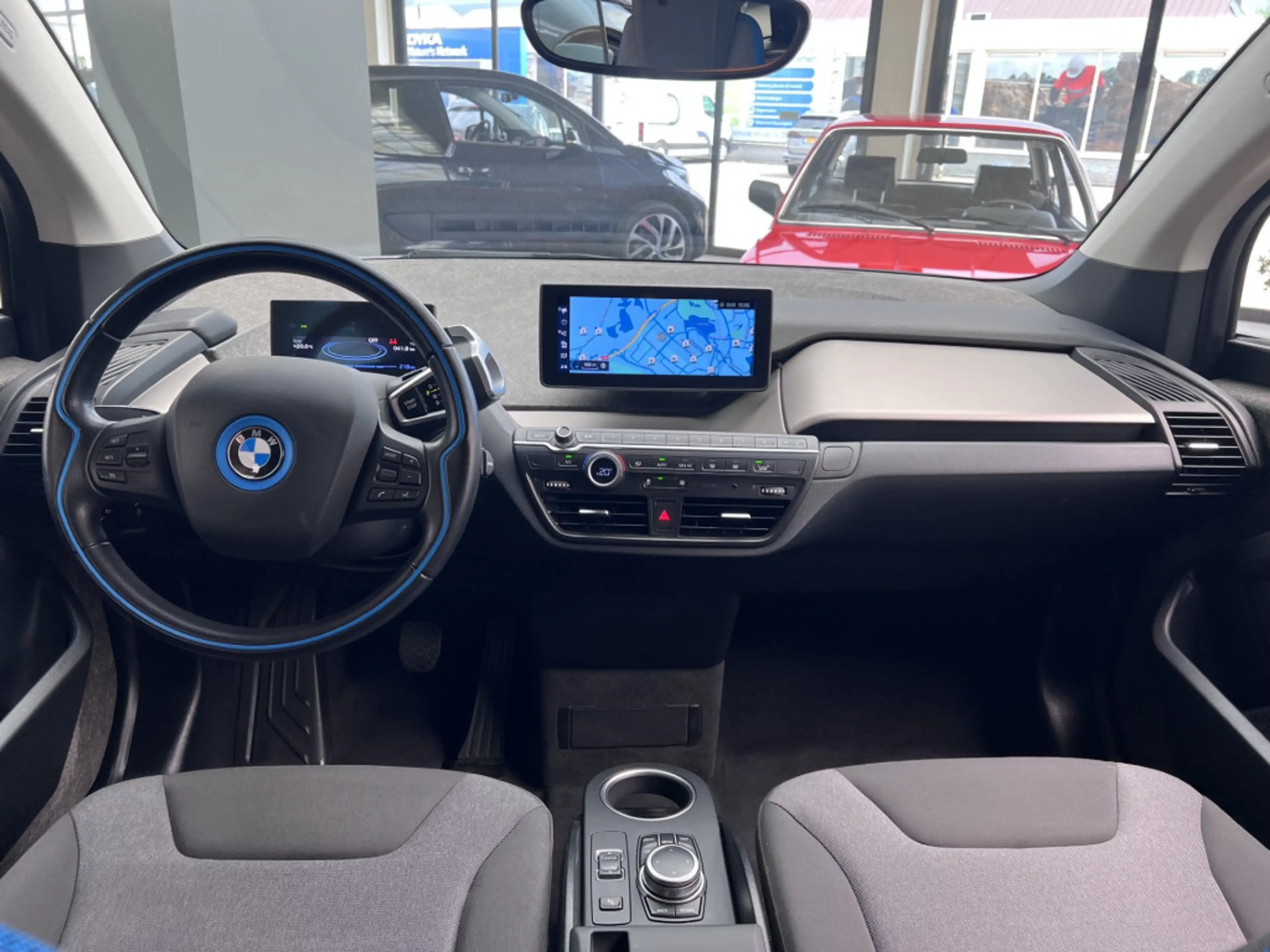 BMW i3 Executive 120Ah 42 kWh/Navi-Pro/Carplay/*14.000km* — photo 2