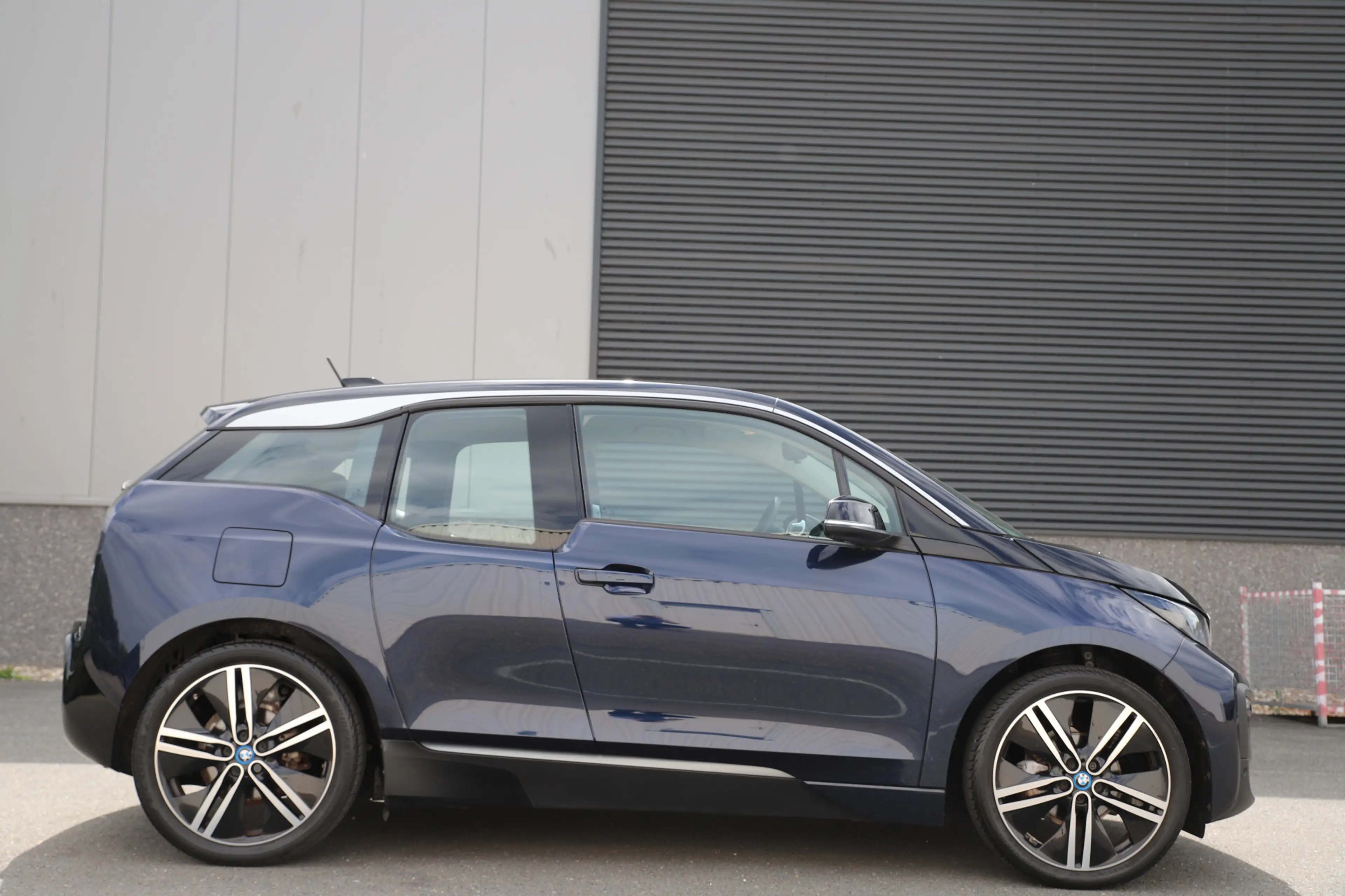 BMW i3 Executive 120Ah 42 kWh/Navi-Pro/Carplay/*14.000km* — photo 11
