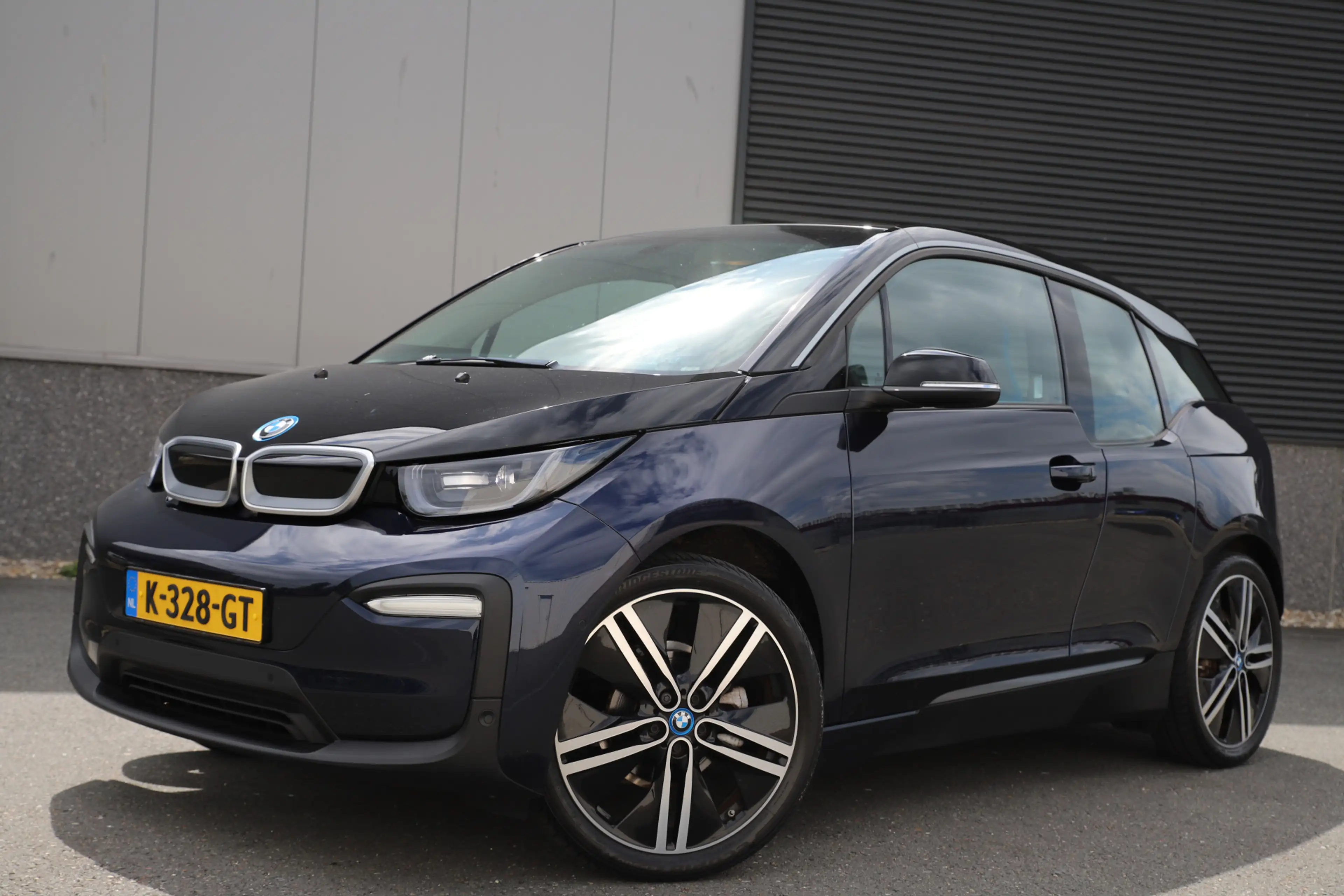 BMW i3 Executive 120Ah 42 kWh/Navi-Pro/Carplay/*14.000km* — photo 9
