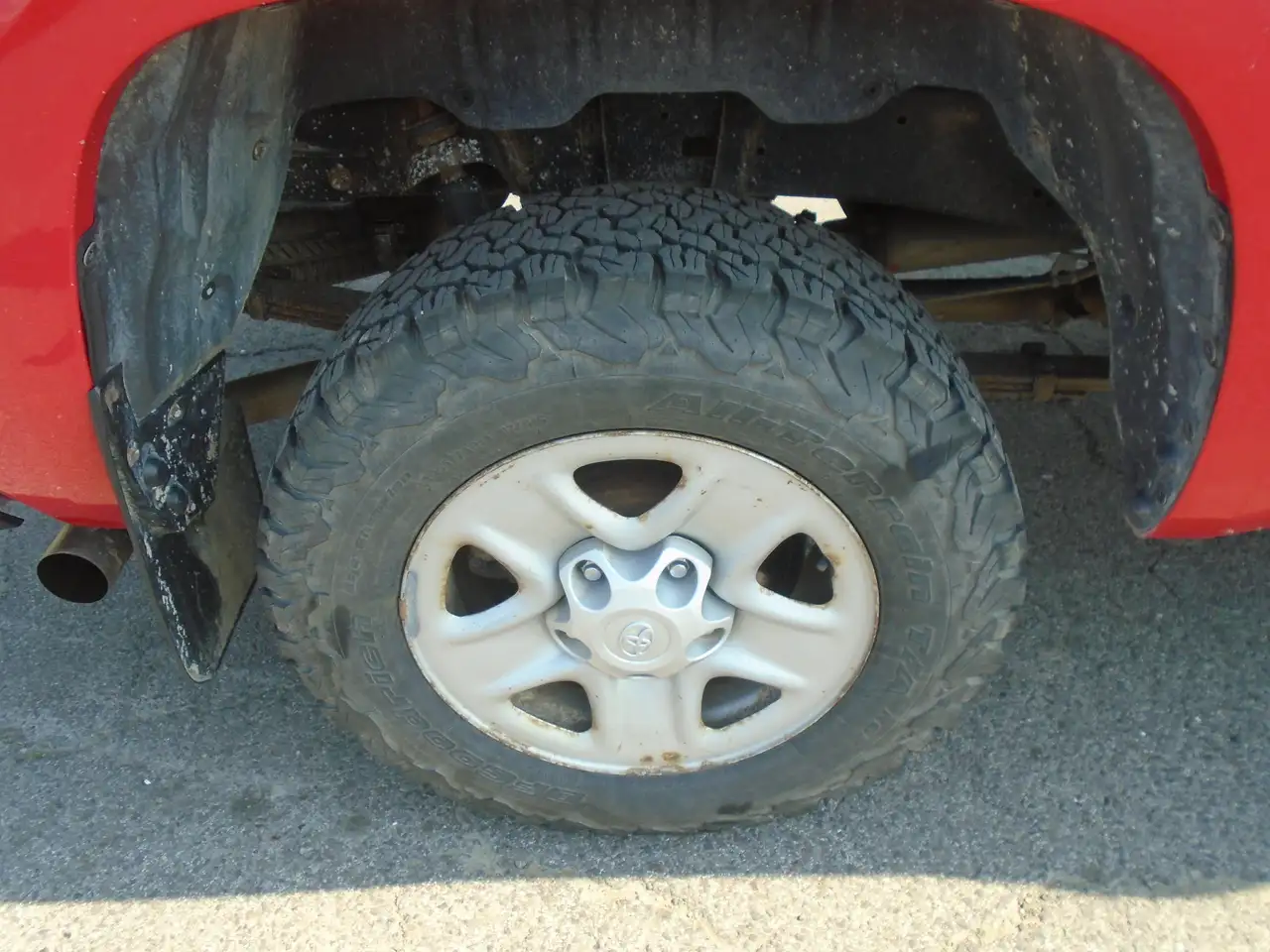 Toyota Tundra снимка Toyota Tundra