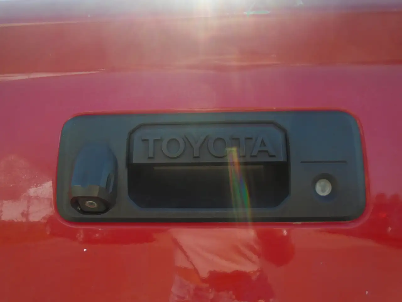 Toyota Tundra снимка Toyota Tundra