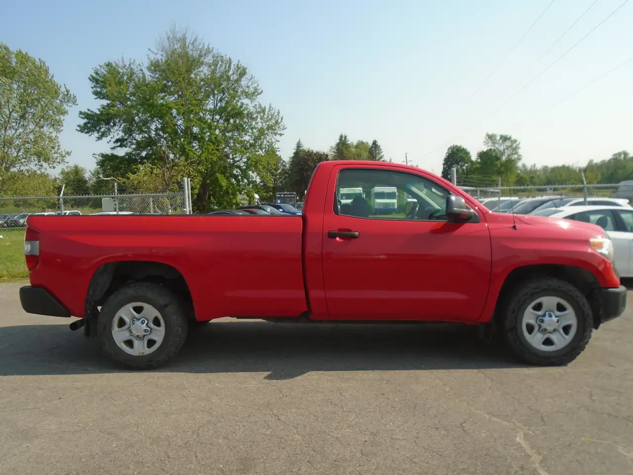 Toyota Tundra снимка Toyota Tundra