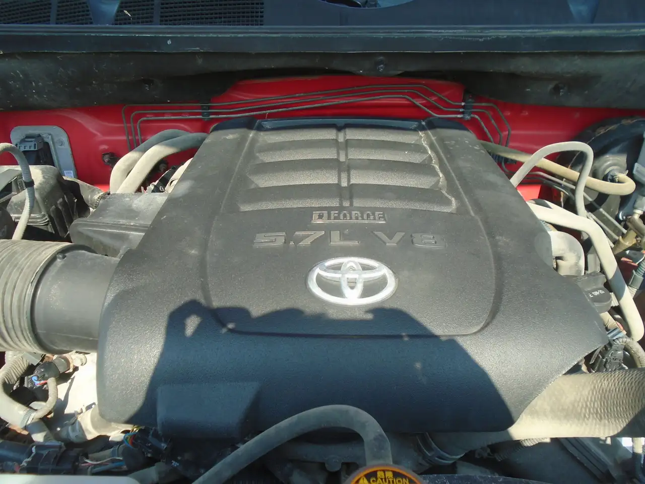 Toyota Tundra снимка Toyota Tundra