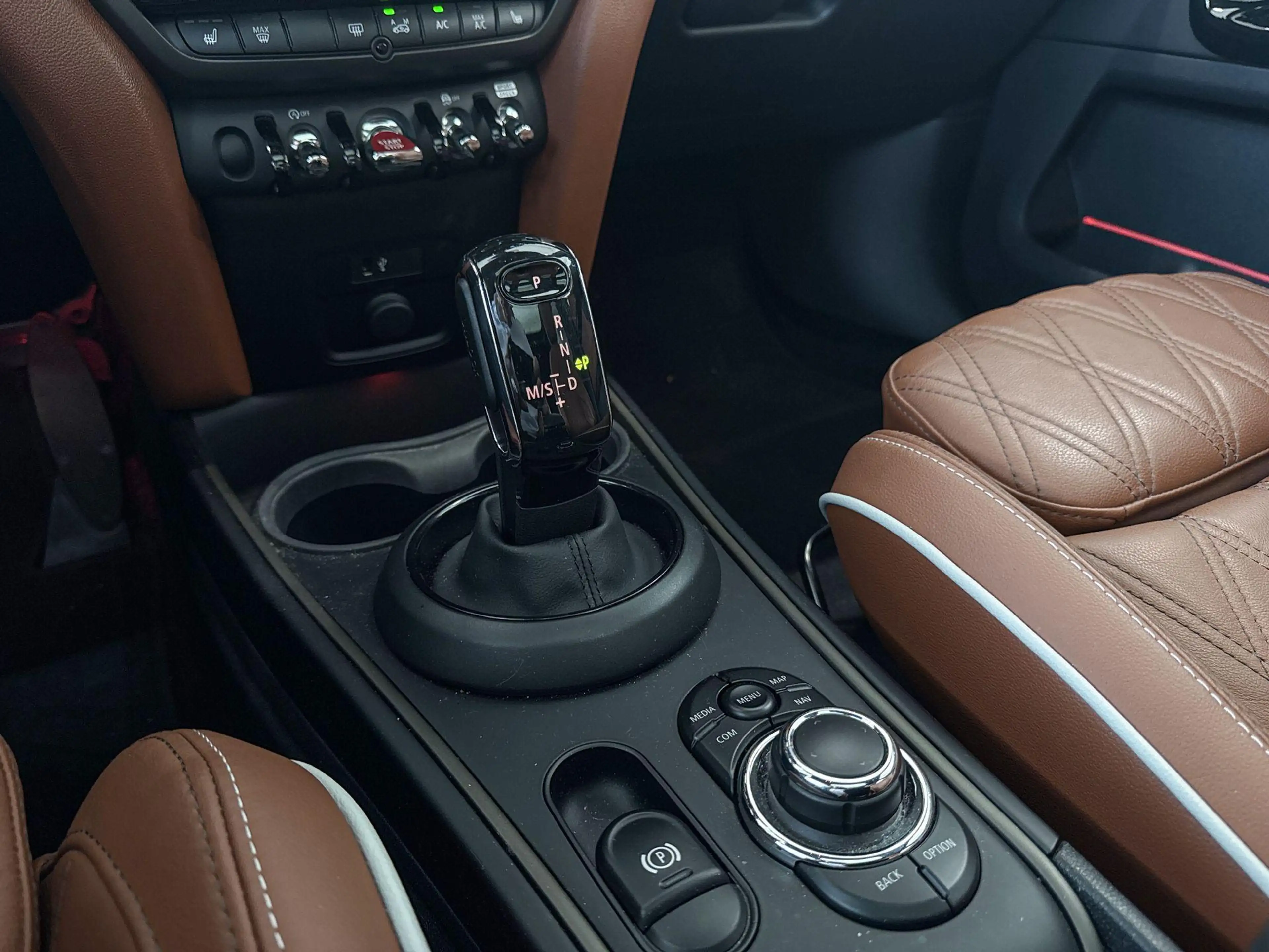 MINI Cooper Countryman Business Edition Classic Uitvoering — photo 15
