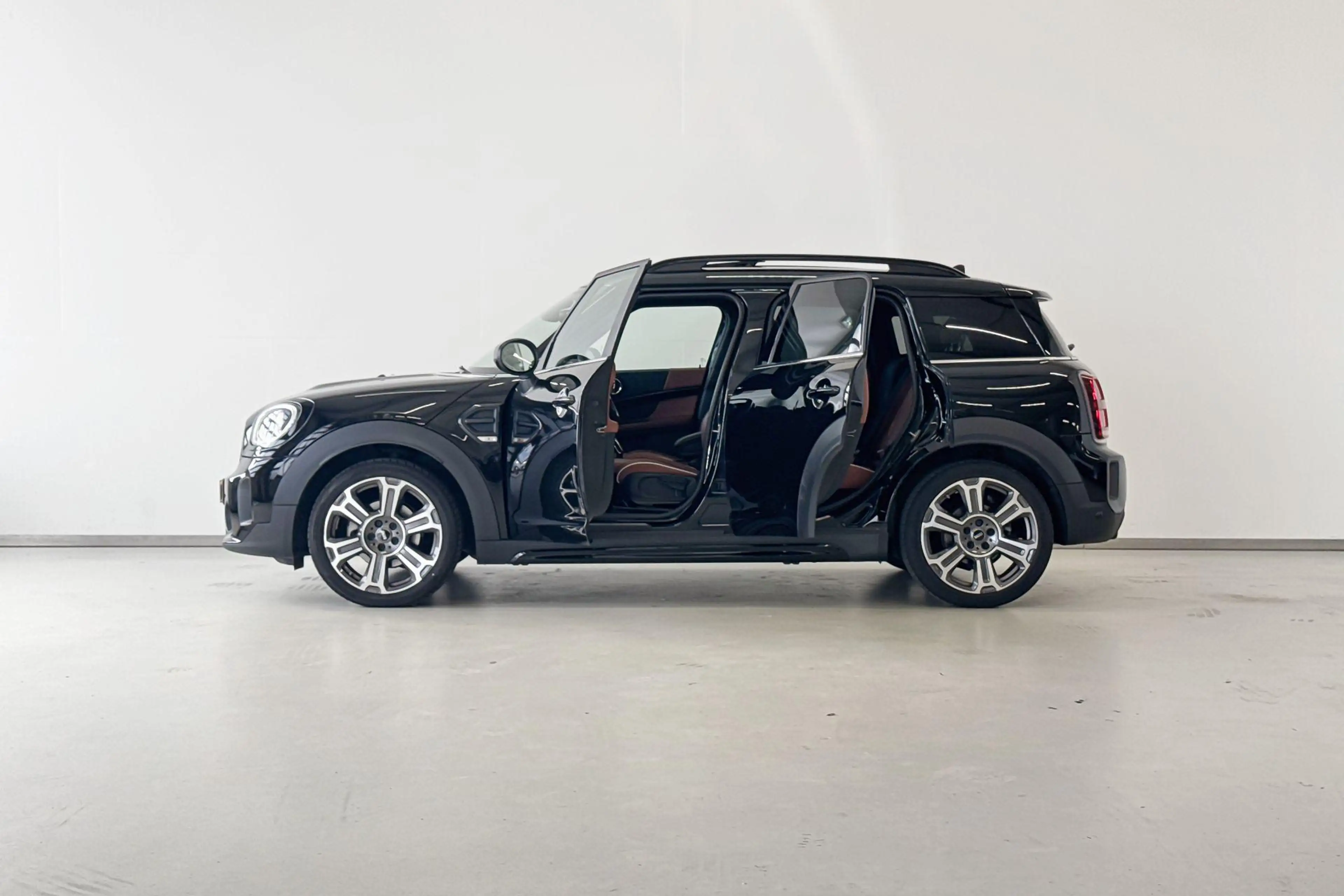 MINI Cooper Countryman Business Edition Classic Uitvoering — photo 3