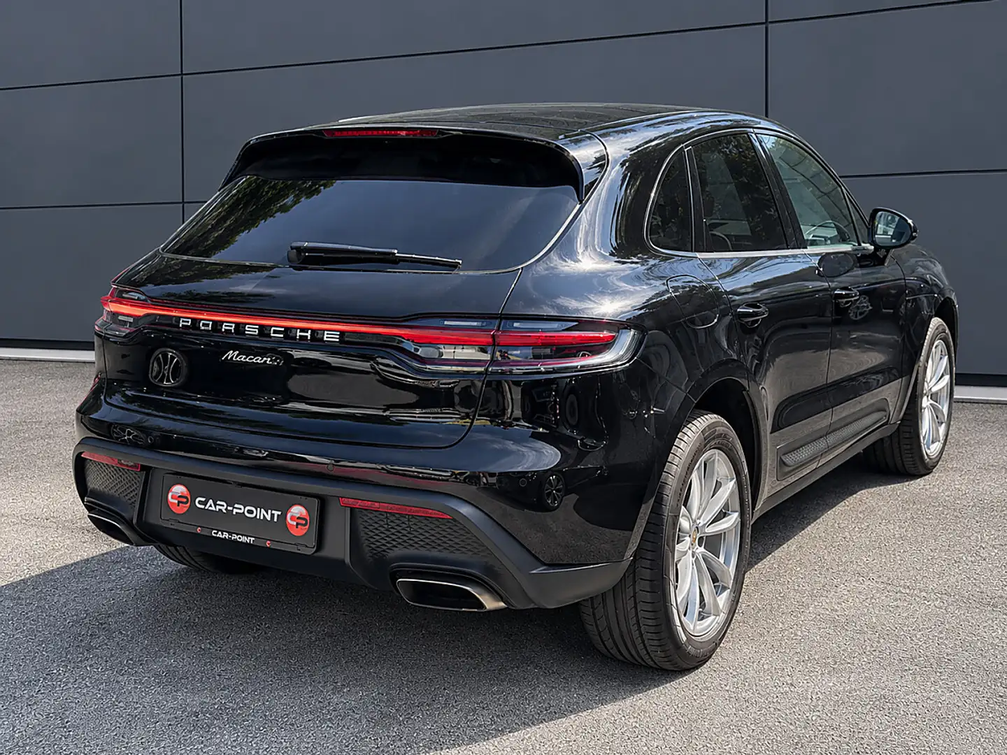 Porsche Macan III PDK Allrad Porsche-Historie Schwarz - 2
